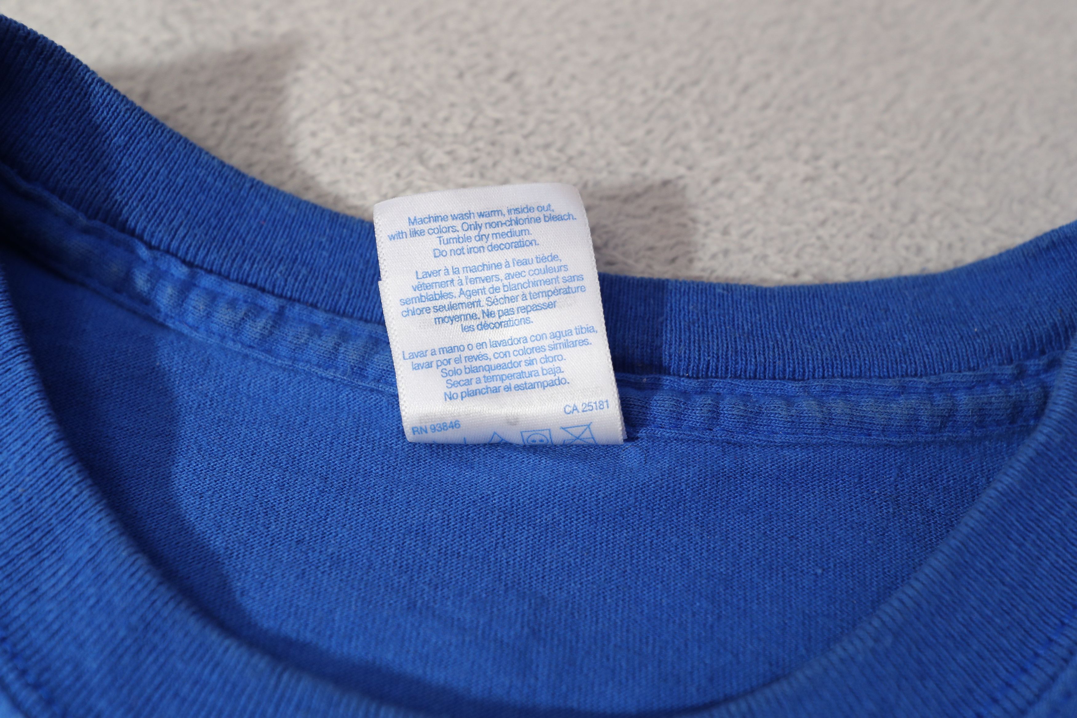 Gildan Vintage Live Claratin Clear Tee (L) Size US L / EU 52-54 / 3 - 7 Thumbnail
