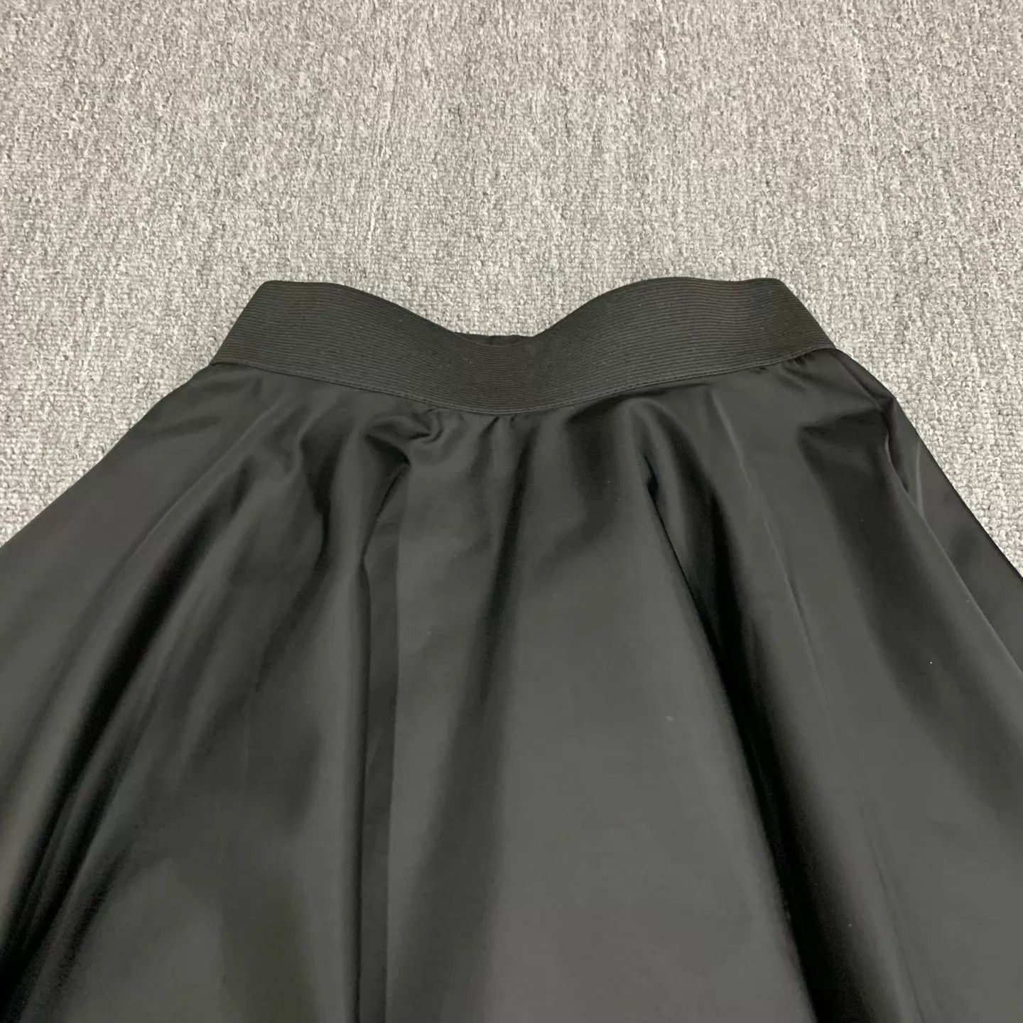 Prada Prada Black Nylon Triangle Logo Waist Bag Skirt 36 Size 25" / US 0 / IT 36 - 7 Thumbnail