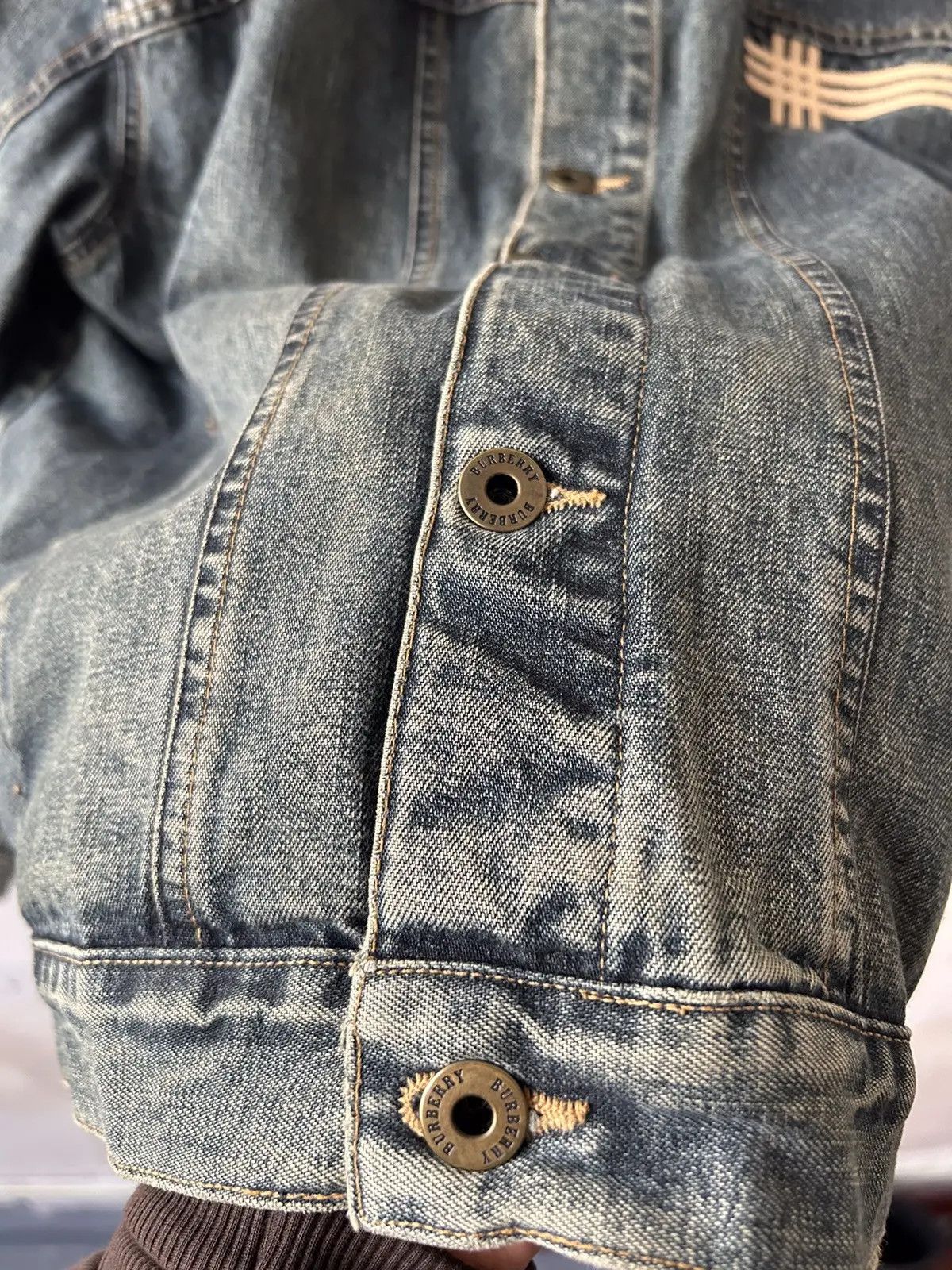 Burberry BURBERRY DENIM JACKET Size US XL / EU 56 / 4 - 5 Thumbnail