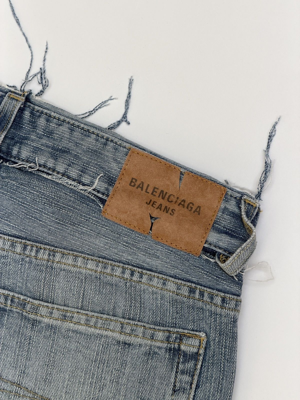 Balenciaga Balenciaga Low Waist Reworked WaistBand Denim Pants Size US 28 / EU 44 - 7 Thumbnail