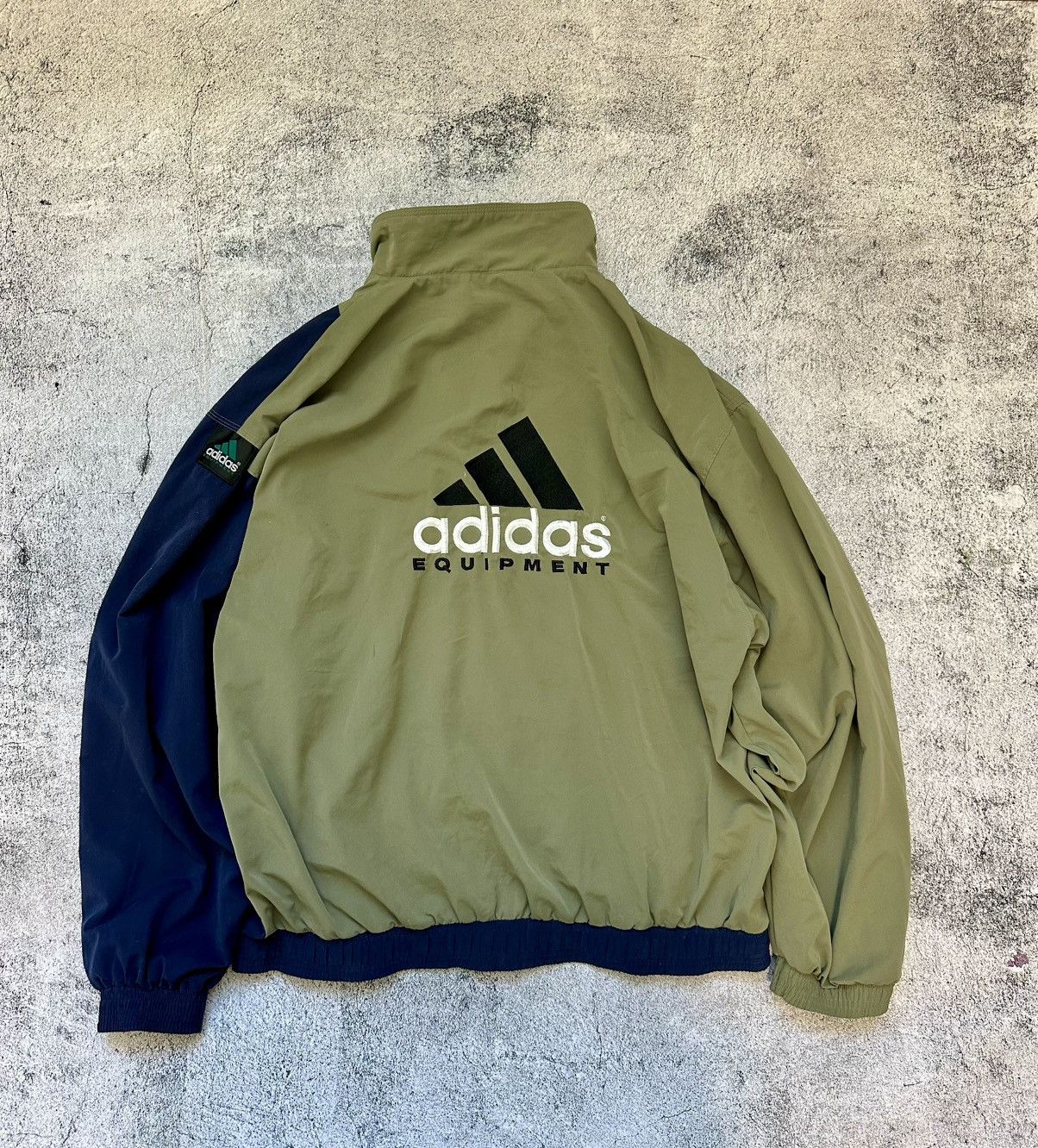 Adidas Vintage Adidas Equipment Double-Sided Jacket Big Logo E Size US L / EU 52-54 / 3 - 2 Thumbnail