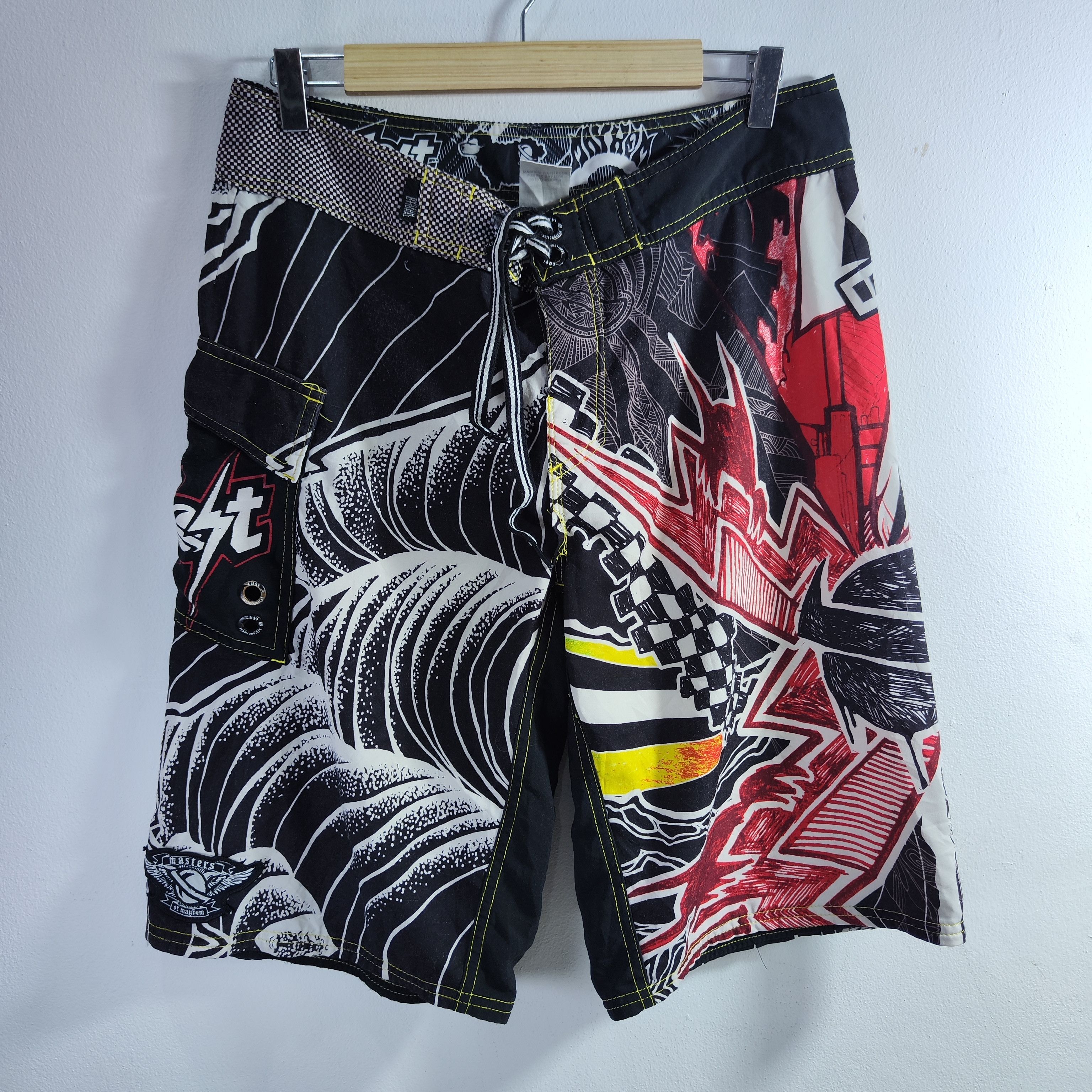Lost Enterprises Lost Enterprises Board short Y2k Japan Samurai Size US 32 / EU 48 - 1 Thumbnail