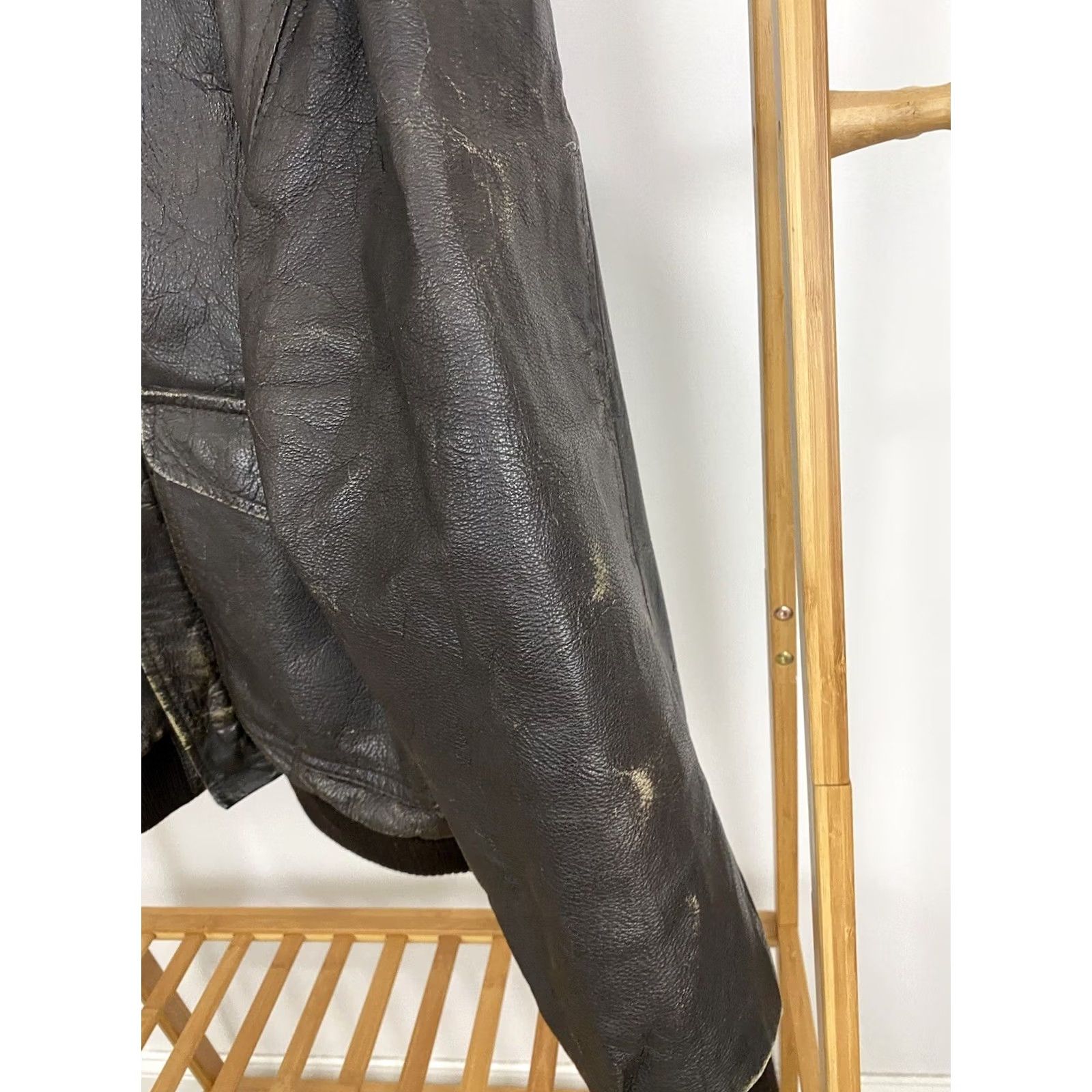 Vintage VTG Prestige MFG INC Cowhide USAF A-2 Leather Flight Bomber Jacket Size 42 Mens Brown Leather Bomber Jacket 42 USF A-2 Vintage Craftsmanship Size US XS / EU 42 / 0 - 7 Thumbnail