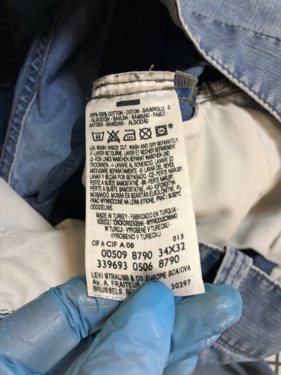 Levi's Levis 509 Jeans Mens Straight Leg Blue Size US 34 / EU 50 - 16 Thumbnail