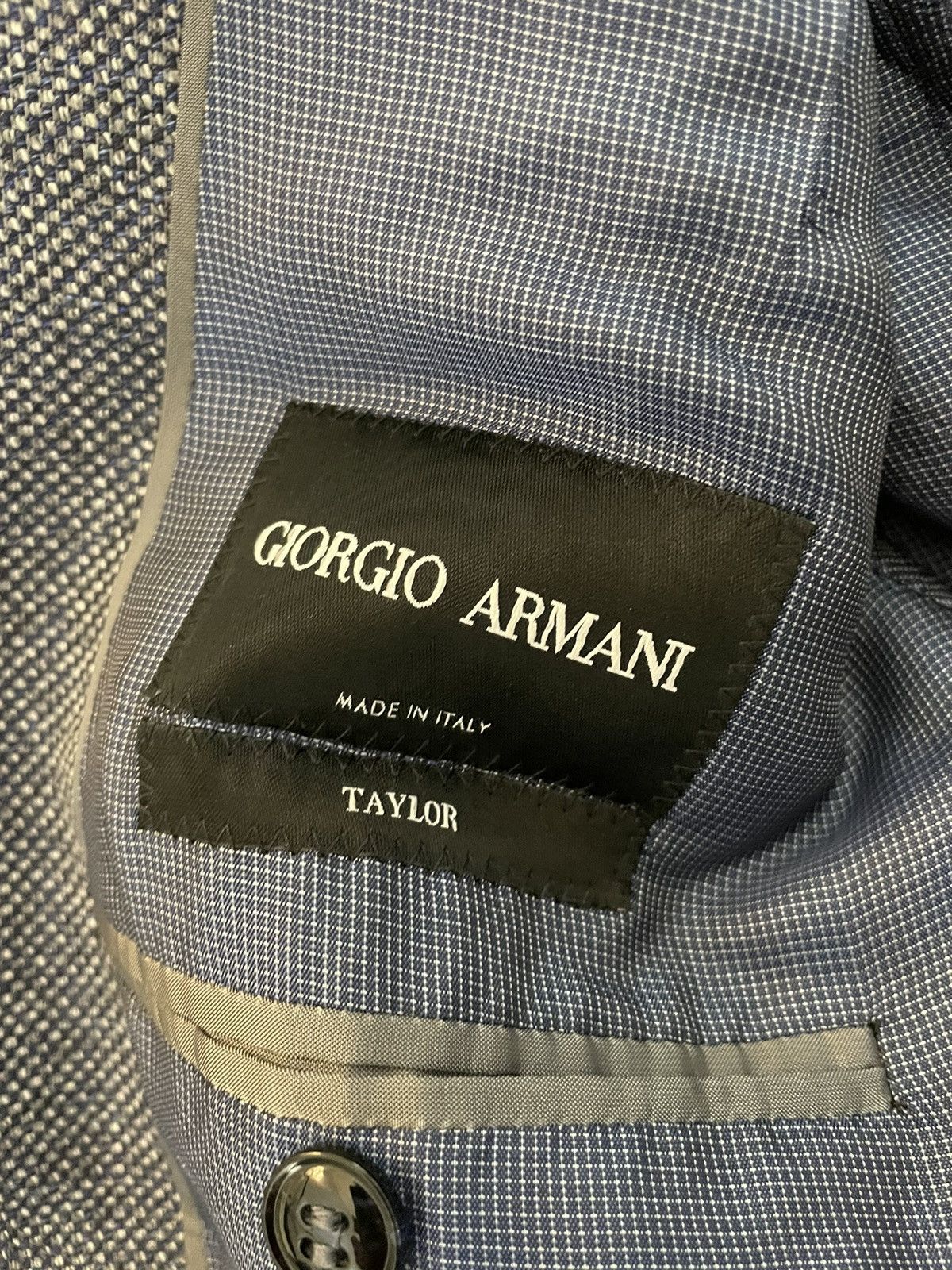 Giorgio Armani Tri-Blend Nailhead TAYLOR Jacket Size 42R - 8 Thumbnail