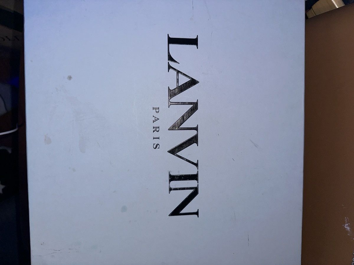 White Lanvins