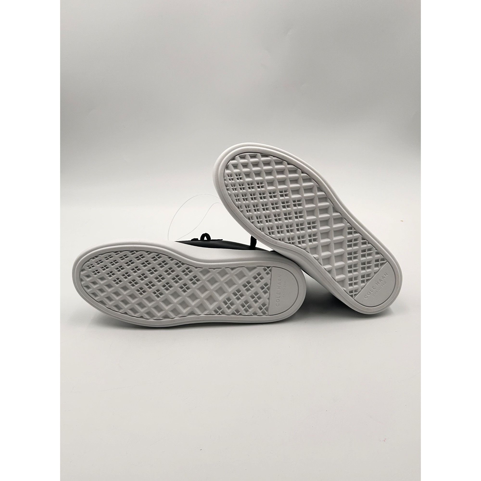 Cole Haan Cole Haan GC Daily Sneaker Black Leather Women’s 7B W26650 W Size US 7 / IT 37 - 4 Thumbnail