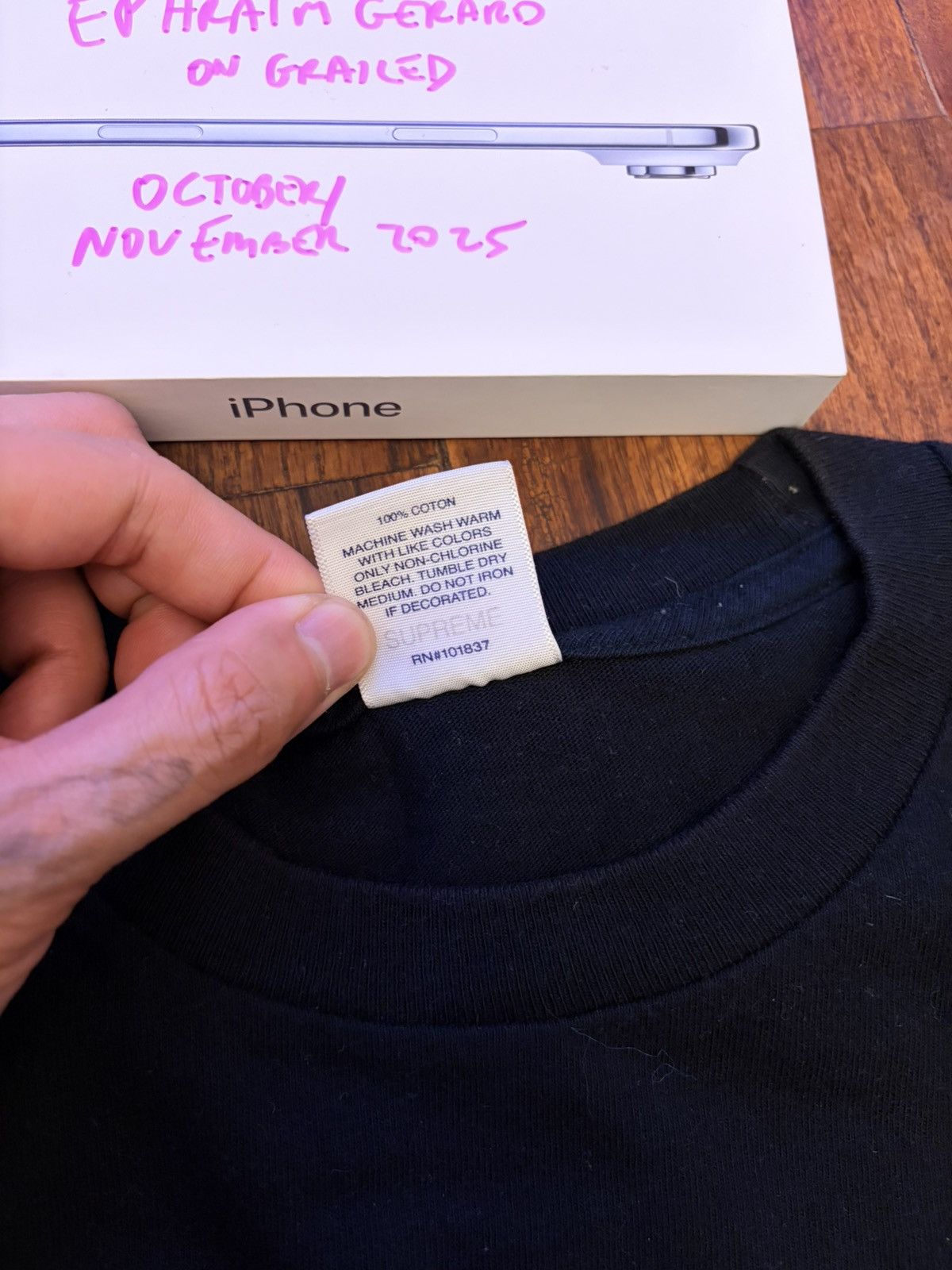 Kaws × Supreme Supreme x Kaws Box Logo Tee Black M Size US M / EU 48-50 / 2 - 5 Thumbnail