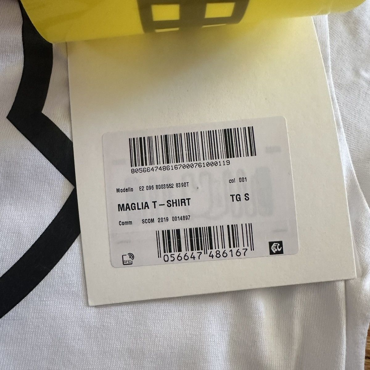 Moncler White Moncler Tee Size US S / EU 44-46 / 1 - 6 Thumbnail