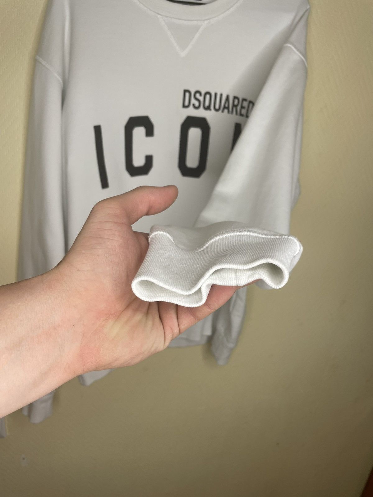 Dsquared2 Dsqured2 ICON men’s white sweatshirt Size US L / EU 52-54 / 3 - 8 Thumbnail