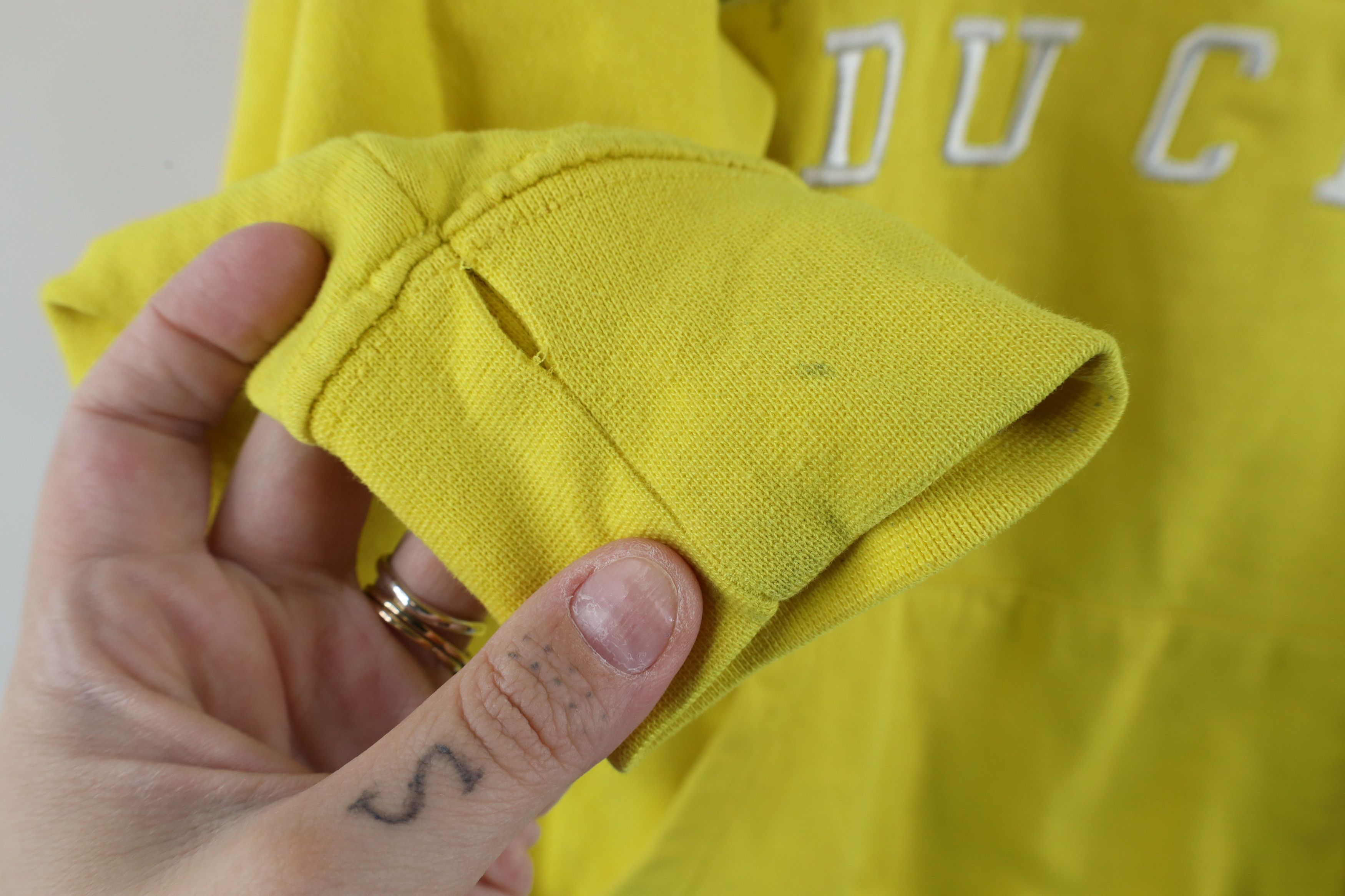 Vintage Vintage Spell Out University of Oregon Hoodie Sweatshirt Size US S / EU 44-46 / 1 - 10 Thumbnail