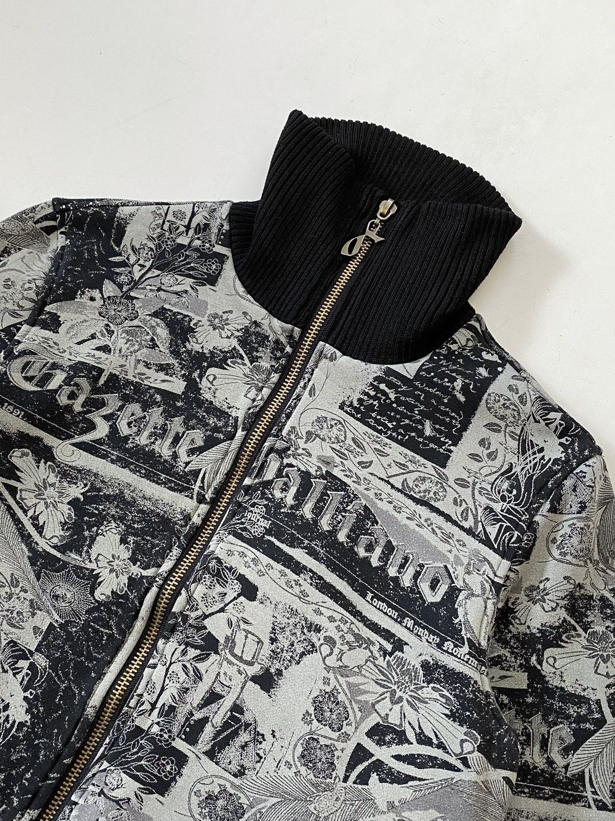 John Galliano 🔥Ultra Rare John Galliano Vintage Unisex Gazzete Zip Jacket Size US M / EU 48-50 / 2 - 6 Thumbnail