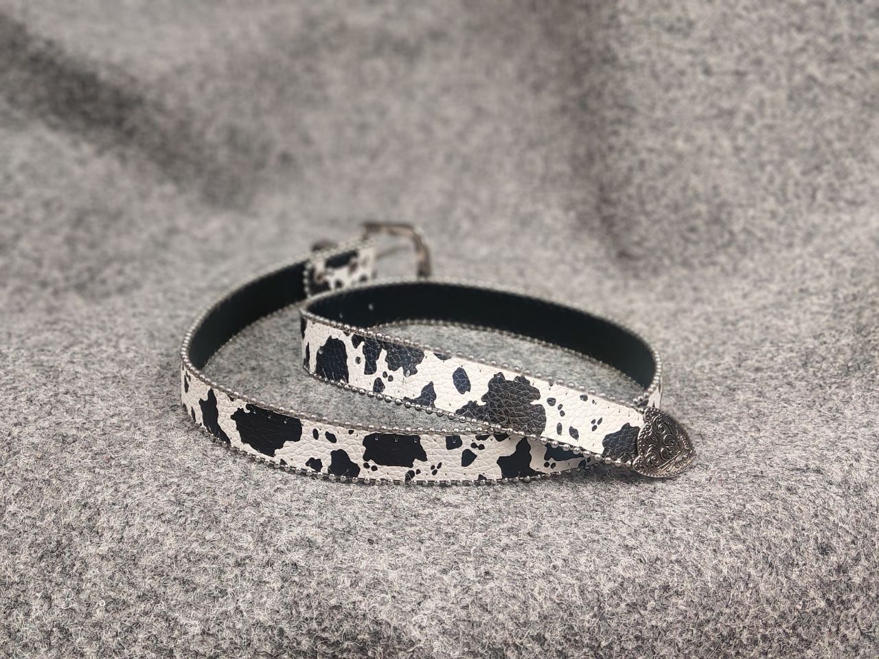 Le Grande Bleu (L.G.B.) Vintage Hysteric Japan Y2K Cow Western Leather Belt LGB Size ONE SIZE - 7 Thumbnail