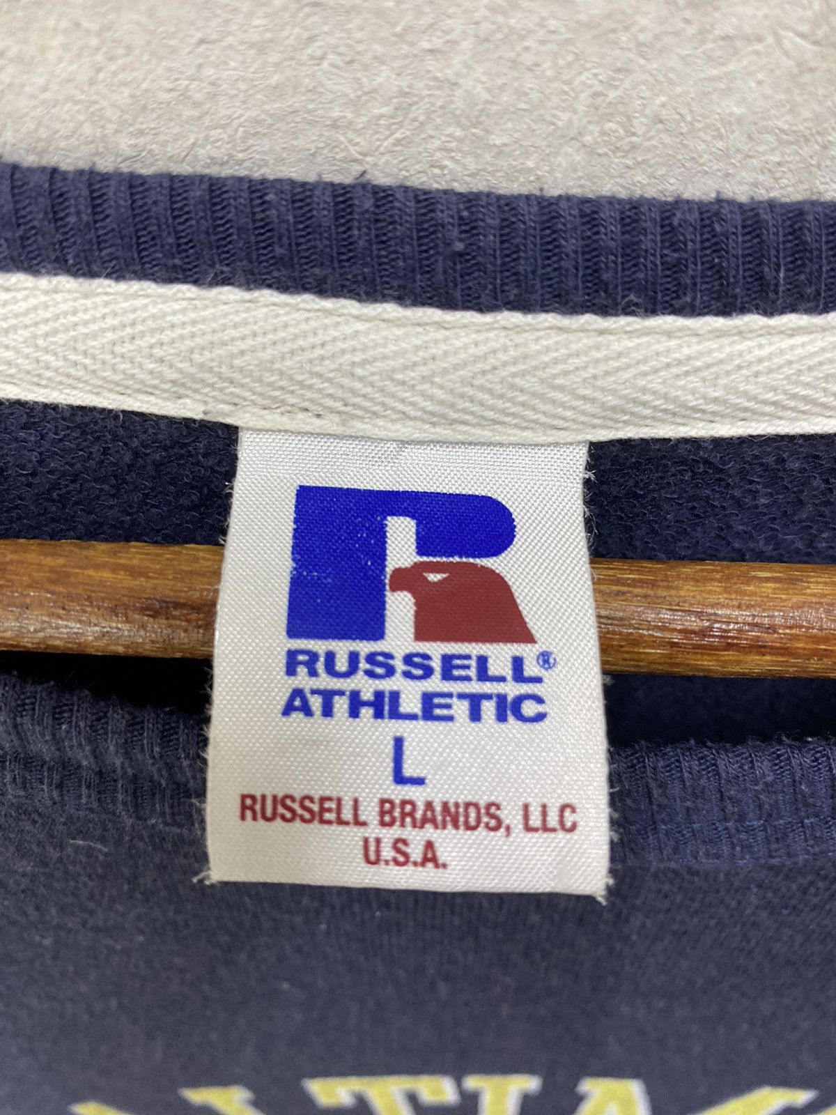 Russell Athletic Vintage 90s Baltimore Wildcats Sweatshirt Light Cotton Size US L / EU 52-54 / 3 - 7 Thumbnail