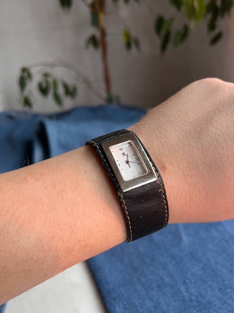 Japanese Brand × Vintage Vintage Peugeot Racing 2004 Japanese style futuristic Watch Size ONE SIZE - 3 Thumbnail