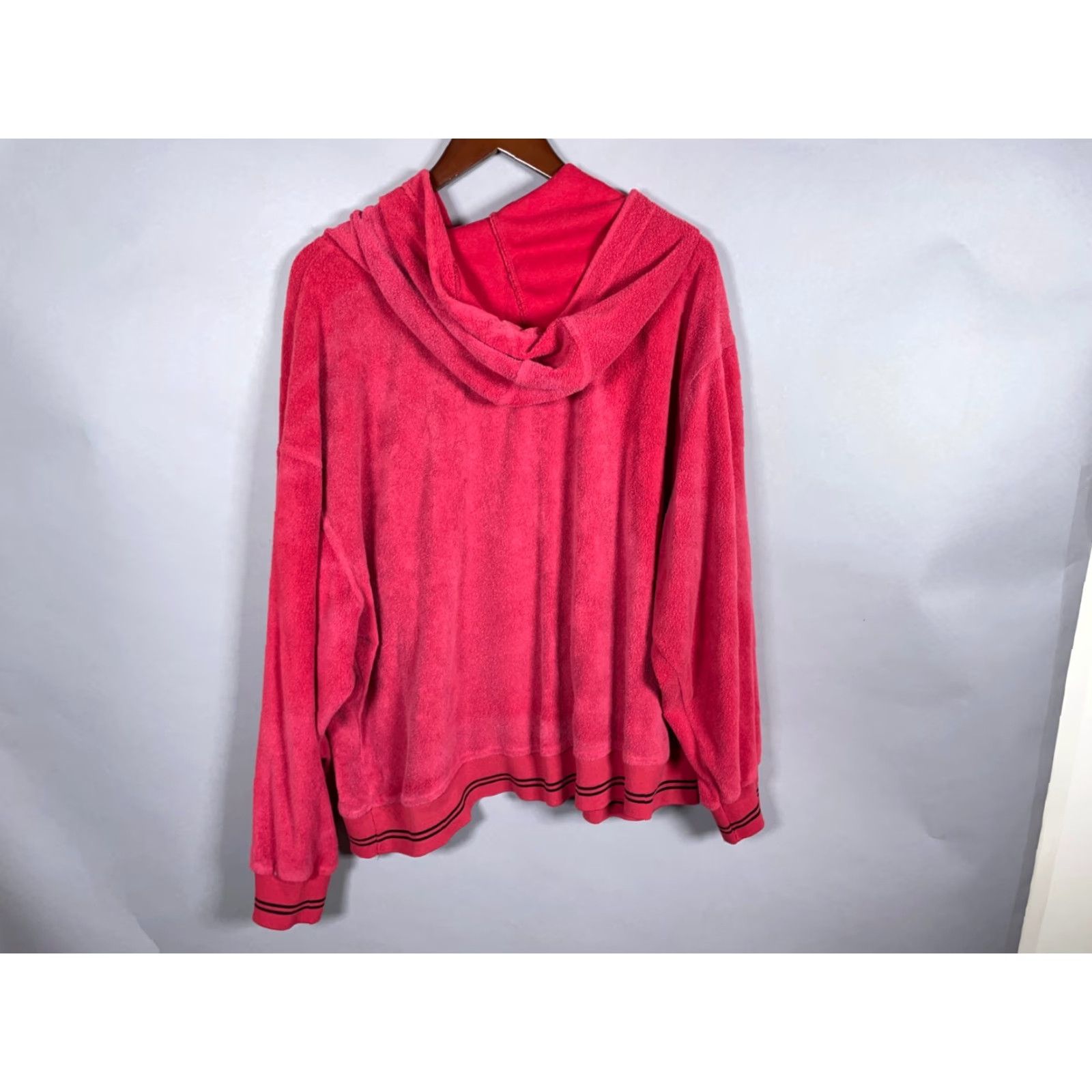 Vintage BUM Equipment Hoodie Adult 4X Red Terry Cloth Sweatshirt Ski Bum Beach Towel Vintage No Size US XXL / EU 58 / 5 - 2 Thumbnail