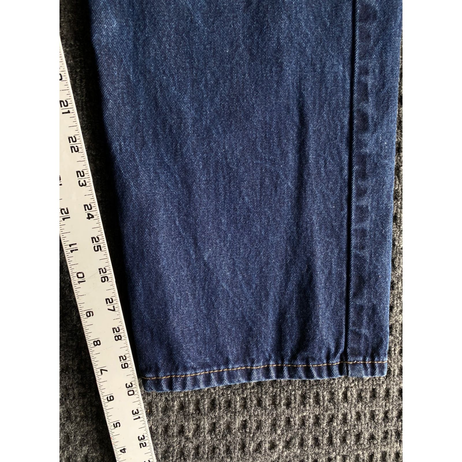 Levi's VINTAGE Levi’s 505 Denim Jeans 42 x 30 Medium Wash Mens Regular Jeans Blue 80s 90s Retro Hip Hop Rock USA Size US 42 / EU 58 - 7 Thumbnail
