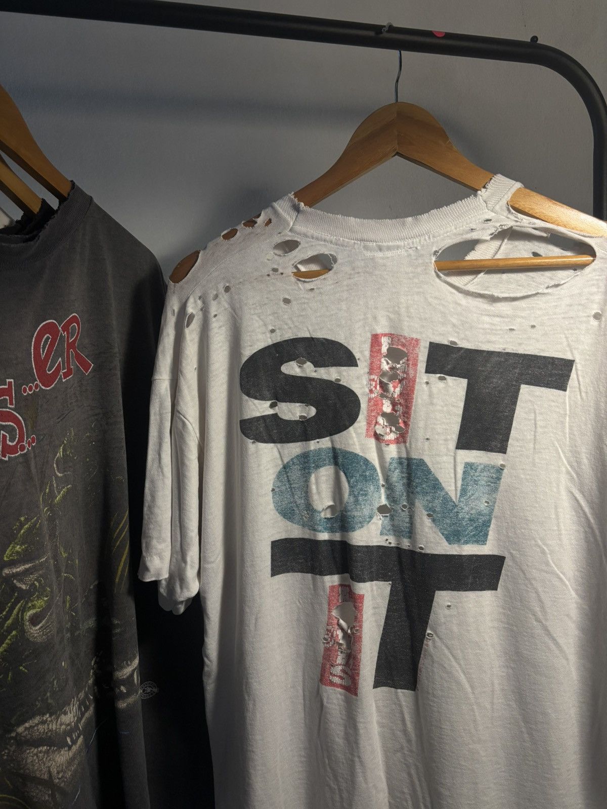 Levi's Vintage Clothing Vintage Levi’s “Set on it” 90’s T-shirt Size US L / EU 52-54 / 3 - 2 Thumbnail