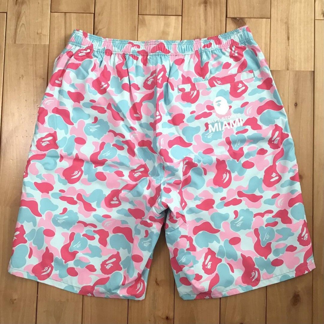 Bape 🔥Miami store camo🔥 BAPE beach shorts a bathing ape ★size L Size US 34 / EU 50 - 2 Thumbnail