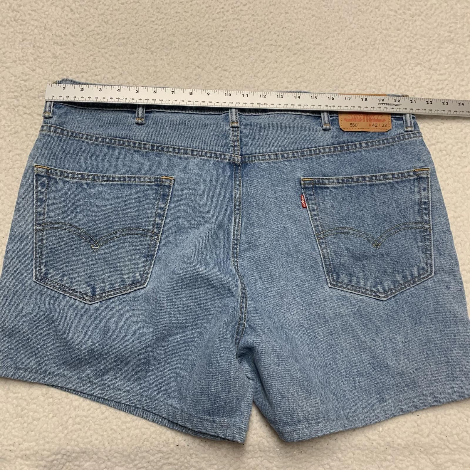 Other Levi's 550 Men's Altered Blue Sz 42 Denim Shorts Size US 42 / EU 58 - 6 Thumbnail