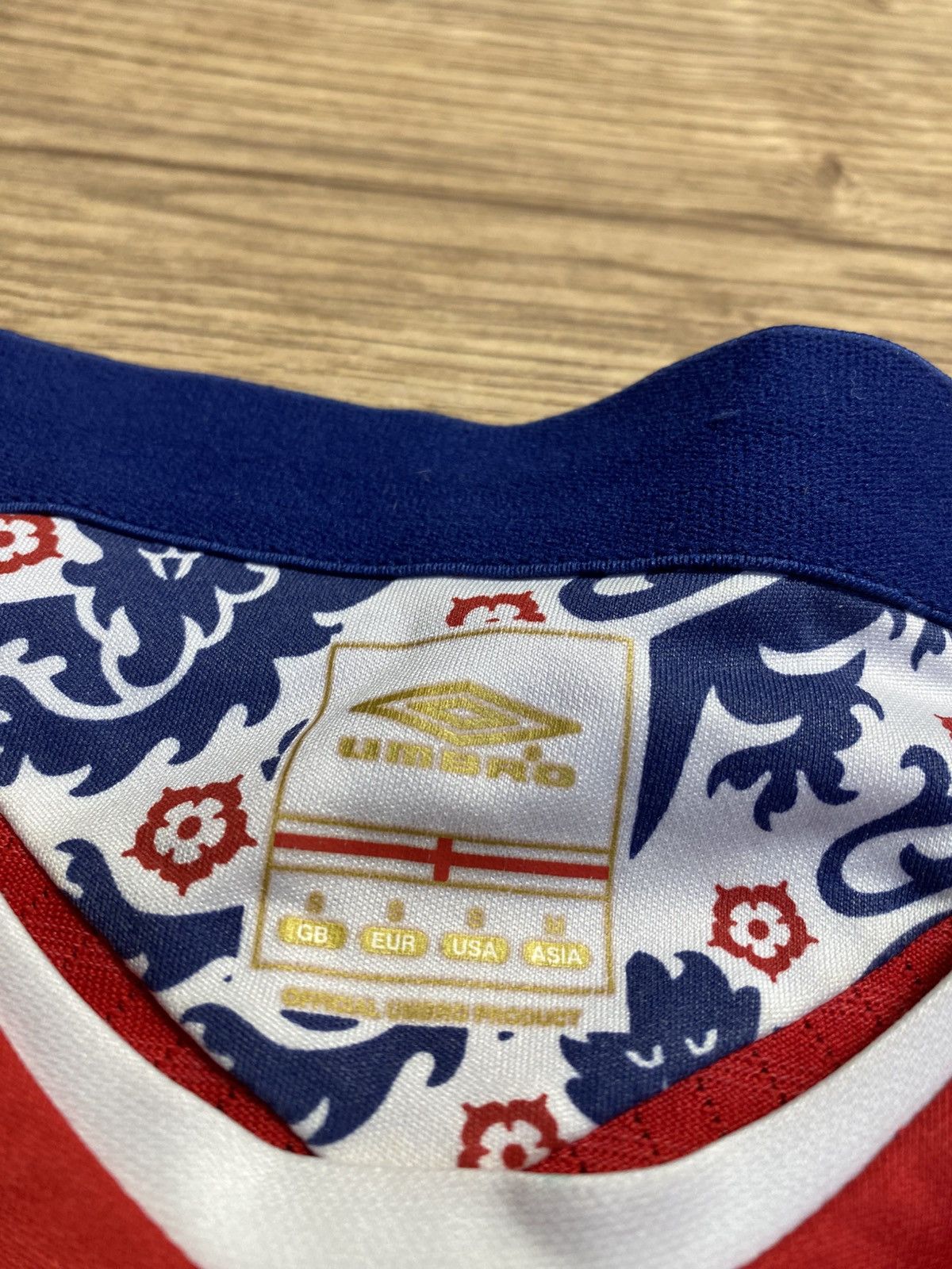 Umbro England 08-10 Away Football Shirt Soccer Jersey Umbro Sz S Size US S / EU 44-46 / 1 - 5 Thumbnail