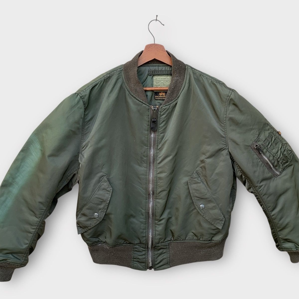Alpha Industries VINTAGE 80s USAF ALPHA INDUSTRIES FLIGHT MA 1 BOMBER JACKET Size US L / EU 52-54 / 3 - 4 Thumbnail