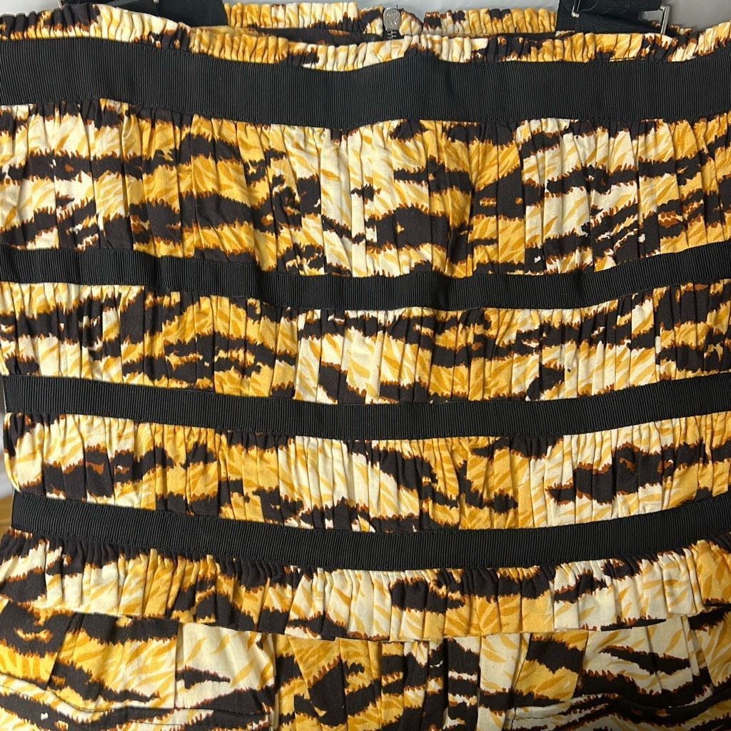 Dolce & Gabbana D&G by Dolce & Gabbana Sleeves Midi Dress Tiger Print (015) Size S / US 4 / IT 40 - 15 Thumbnail