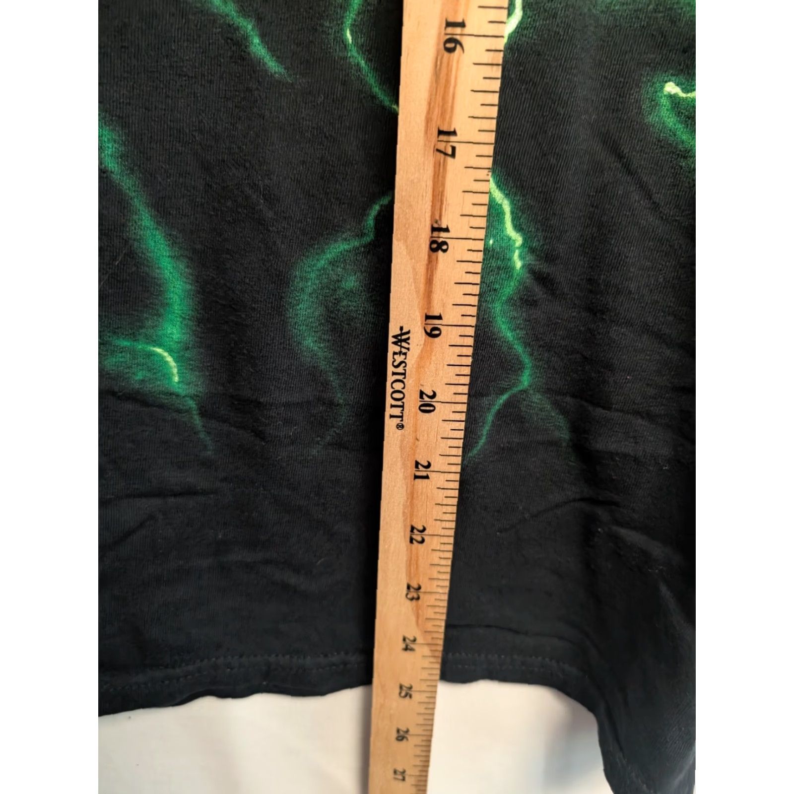 Vintage Billie Eilish T-Shirt Green Lightning Black Crew Neck Short Sleeve Unisex Adults L Graphic Print Tour Merchw Size US L / EU 52-54 / 3 - 3 Thumbnail