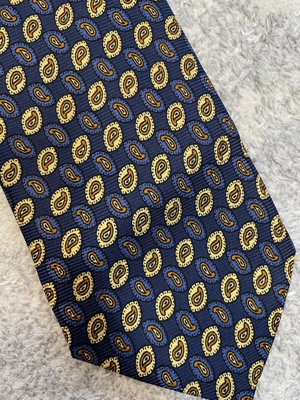 Bally Bally 100% Silk Tie Paisley Navy Gold Luxury Vintage Size ONE SIZE - 7 Thumbnail