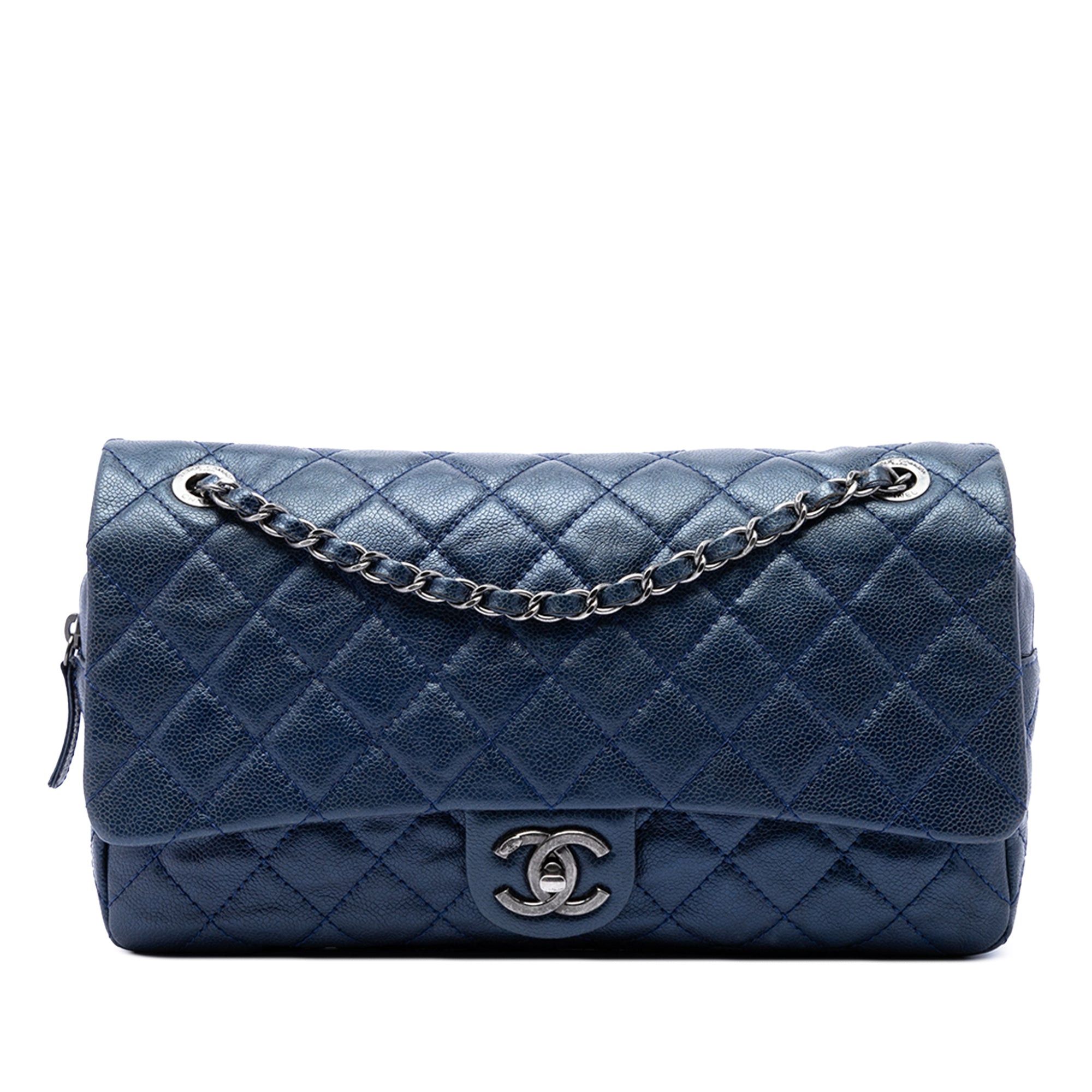 Chanel Jumbo Quilted Iridescent Caviar Easy Flap Size ONE SIZE - 1 Thumbnail