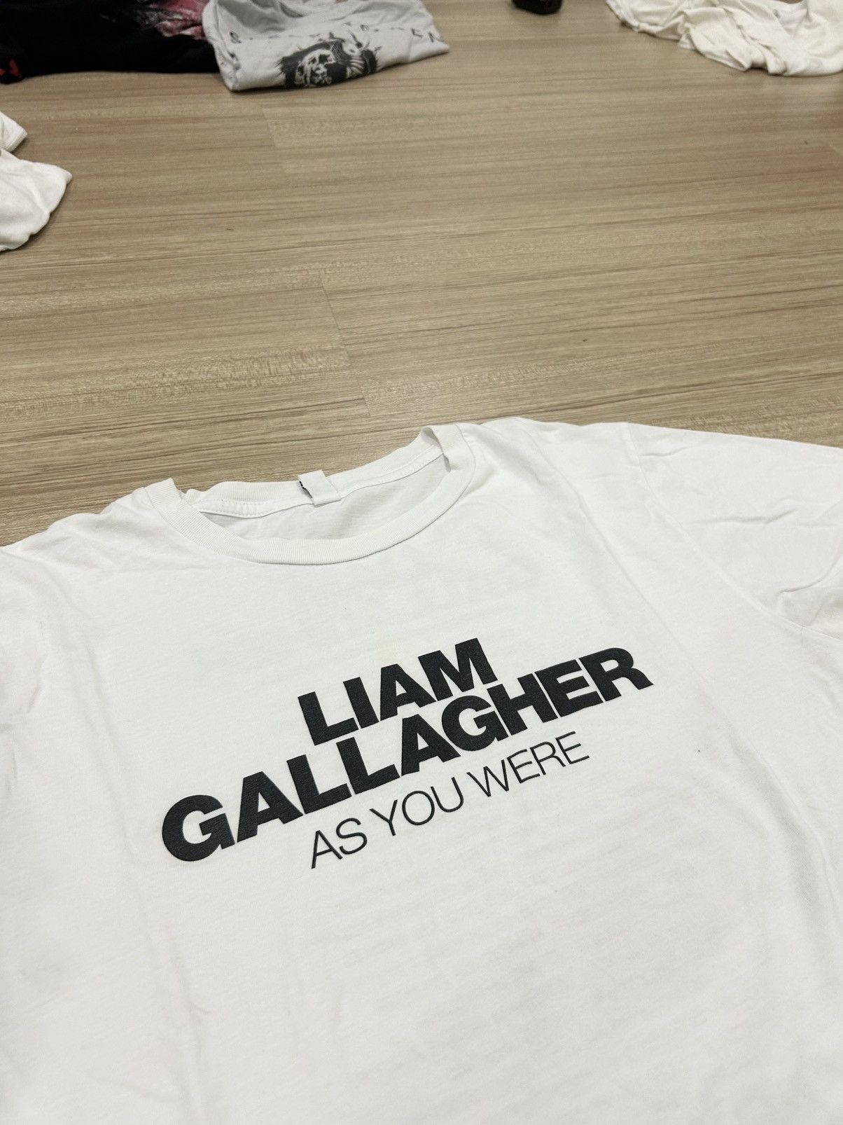 Band Tees Liam Gallagher Size US L / EU 52-54 / 3 - 4 Thumbnail