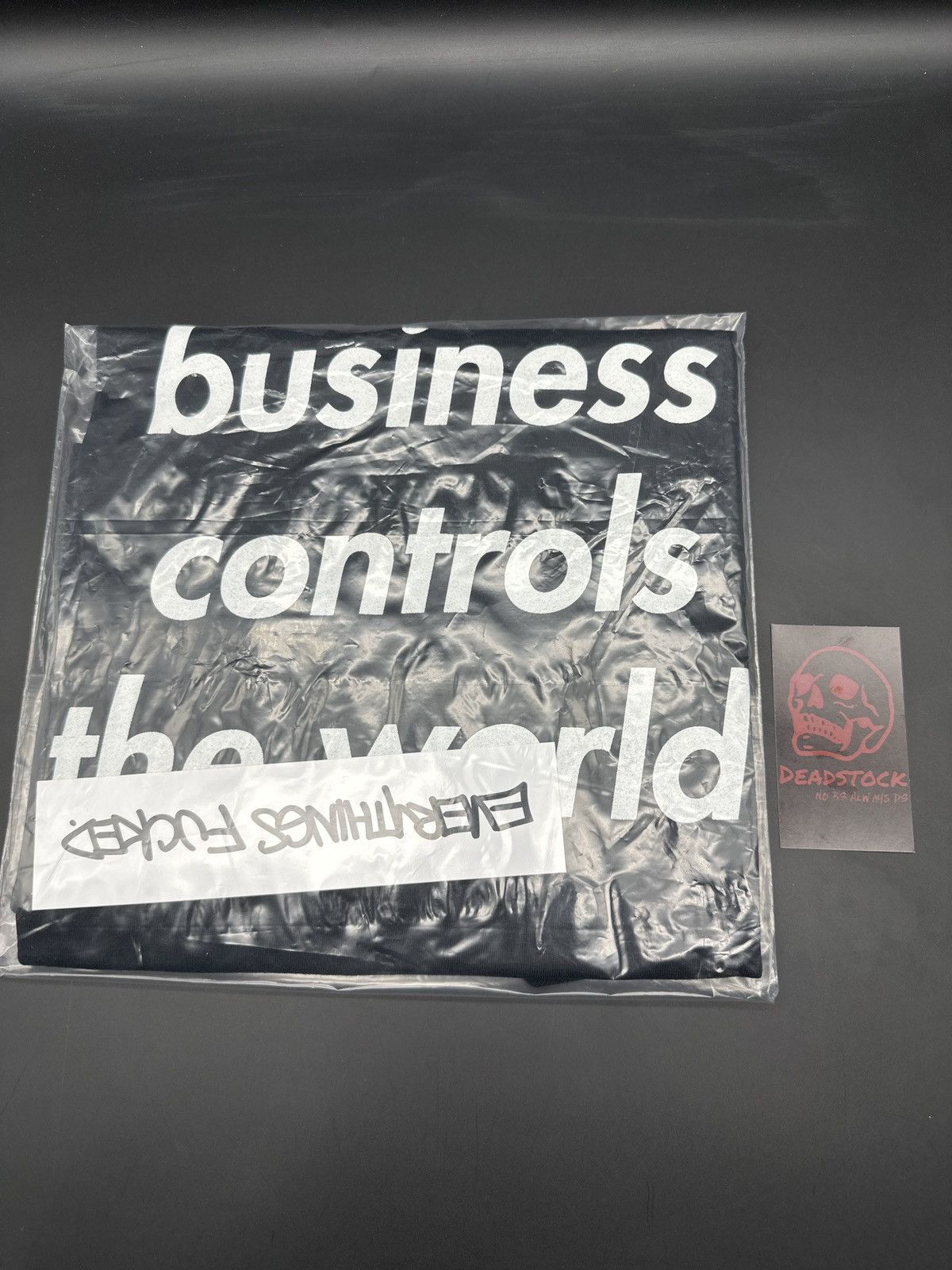 ineverheardofyou INHOY Illegal Business Controls the World Tee Size US L / EU 52-54 / 3 - 1 Thumbnail
