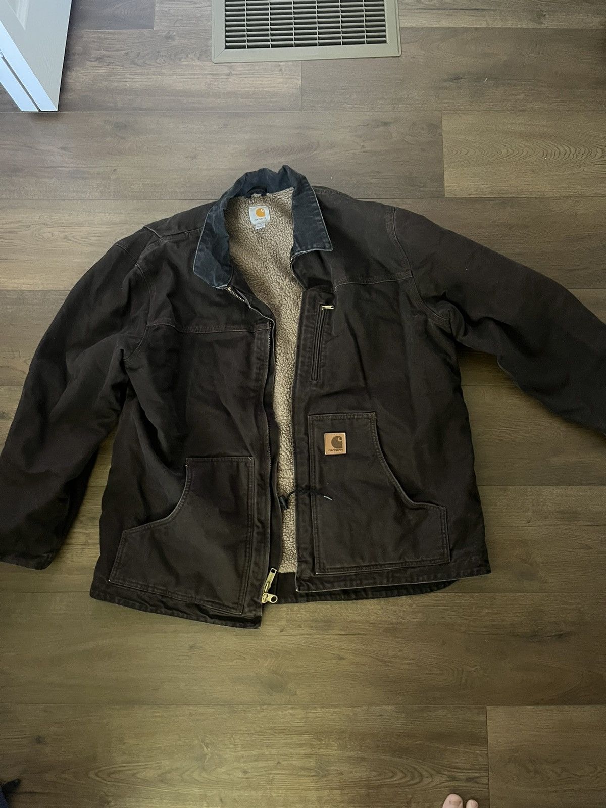 Carhartt Dark brown carhartt C61 bomber jacket Sherpa lined. Size XL Size US XL / EU 56 / 4 - 1 Thumbnail