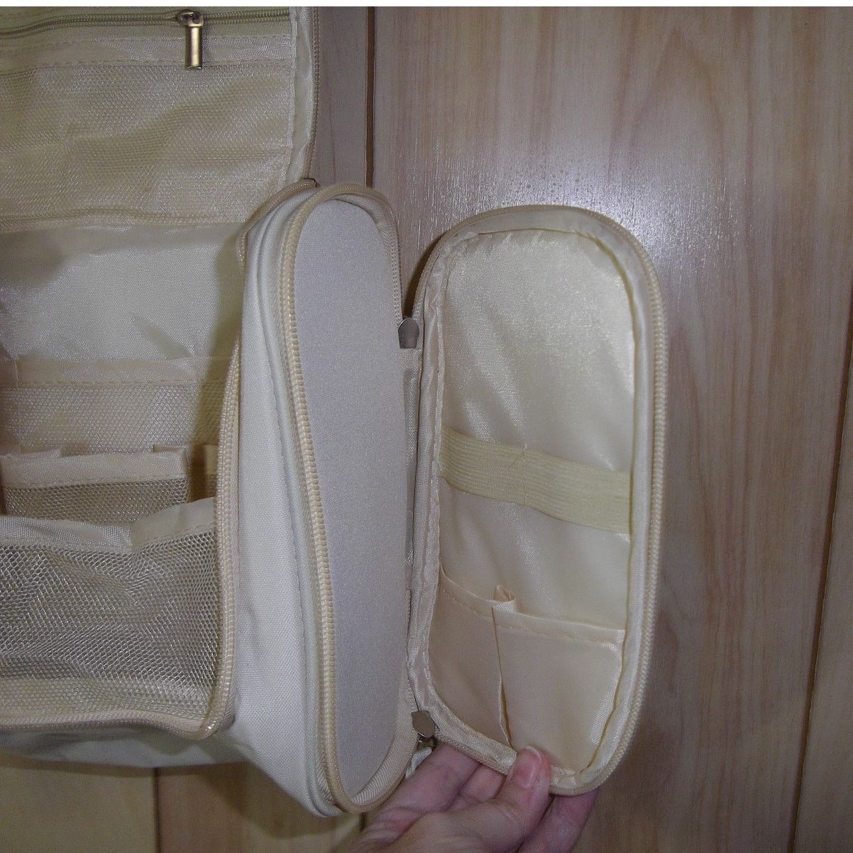 Other Wyon Vintage Cream Travel Shower Toiletries Organizer Size ONE SIZE - 5 Thumbnail