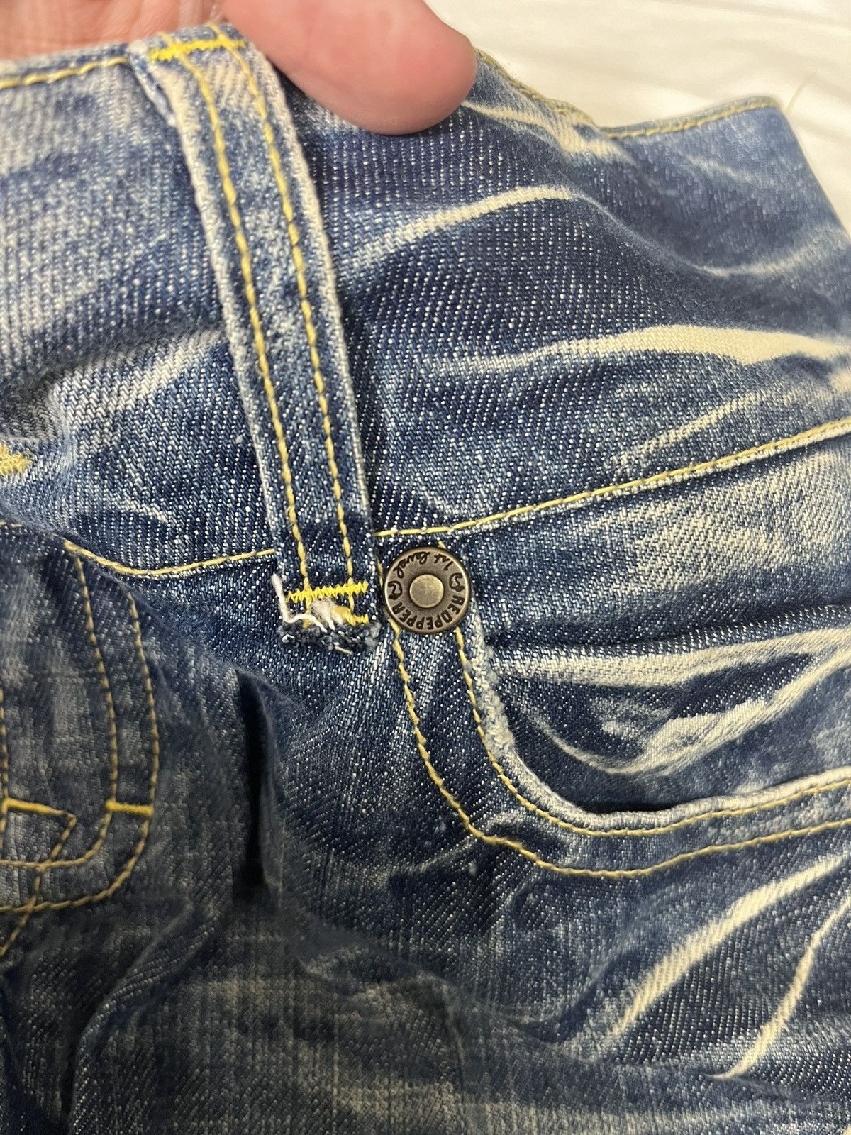 If Six Was Nine × Japanese Brand × Le Grande Bleu (L.G.B.) 33" Red Pepper Jeans Distressed Bootcut Size 33" - 11 Thumbnail