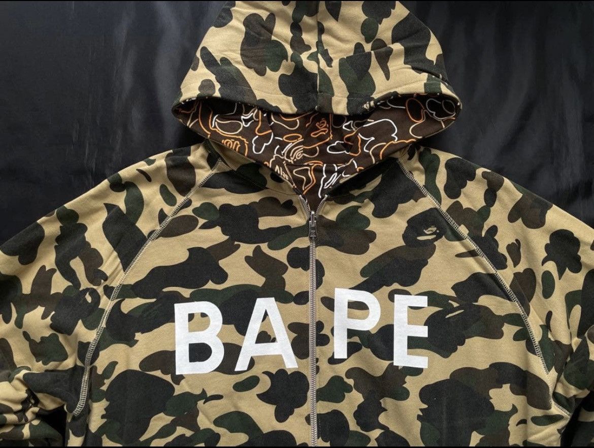Bape RARE OG 2006 A BATHING APE REVERSIBLE COLLEGE NEON FULLZIP Size US XL / EU 56 / 4 - 2 Thumbnail