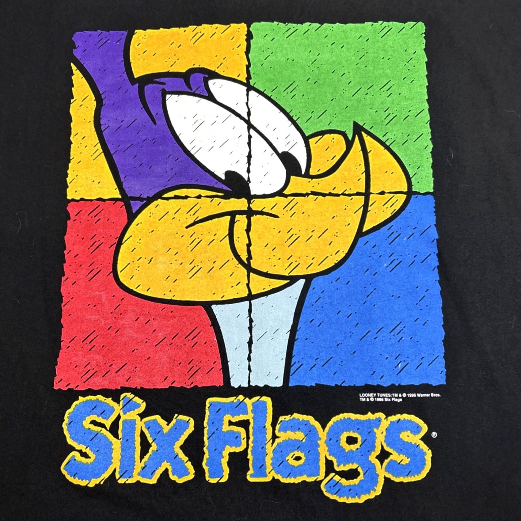 Vintage VINTAGE Looney Tunes Six Flags T Shirt Men’s XXL Black Road Runner 1996 Single Stitch Cartoon 90s Mens Size US XXL / EU 58 / 5 - 2 Thumbnail