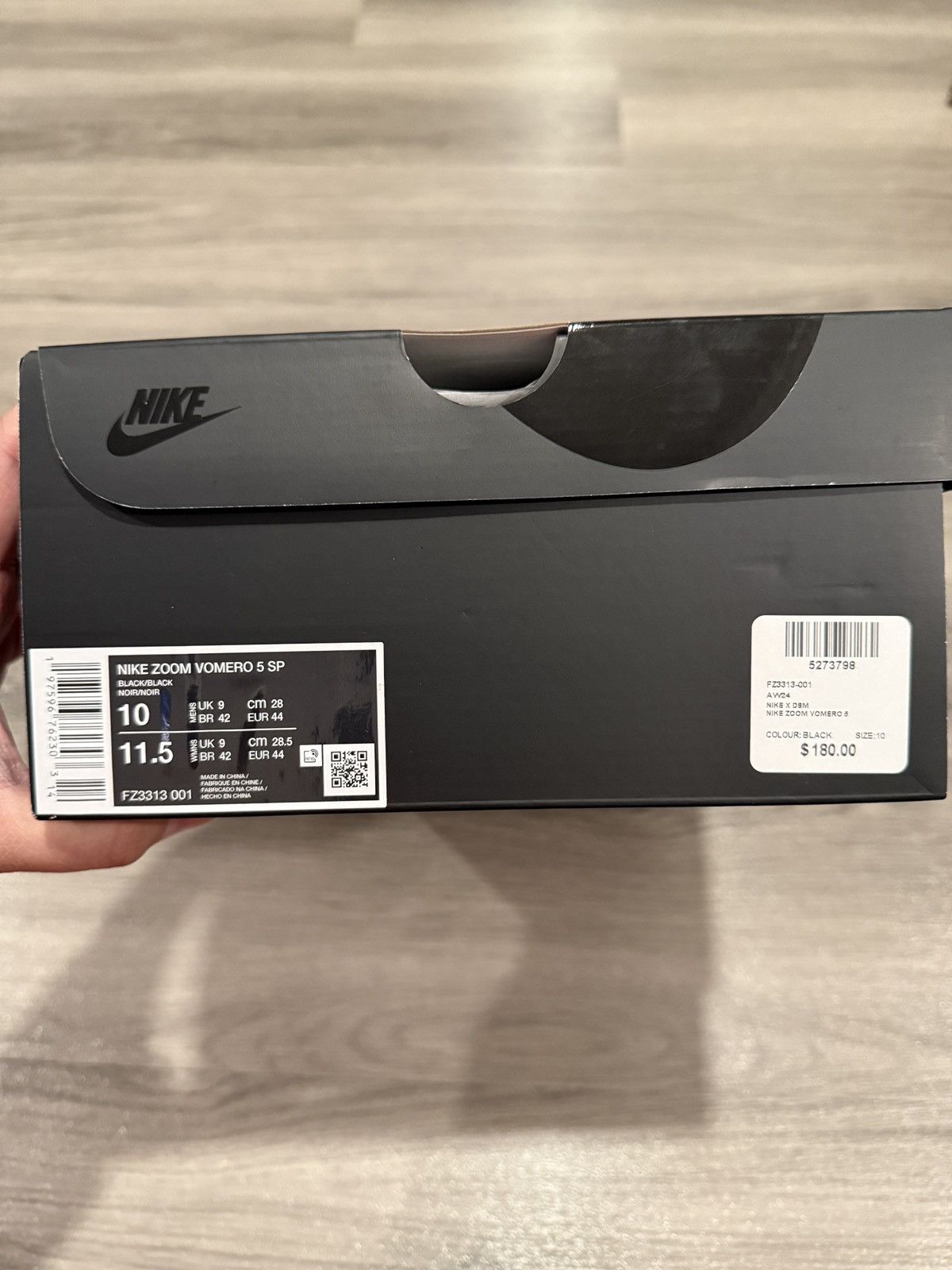 Dover Street Market × Nike DOVER STREET MARKET Nike Zoom Vomero 5 SP Size US 10 / EU 43 - 9 Thumbnail