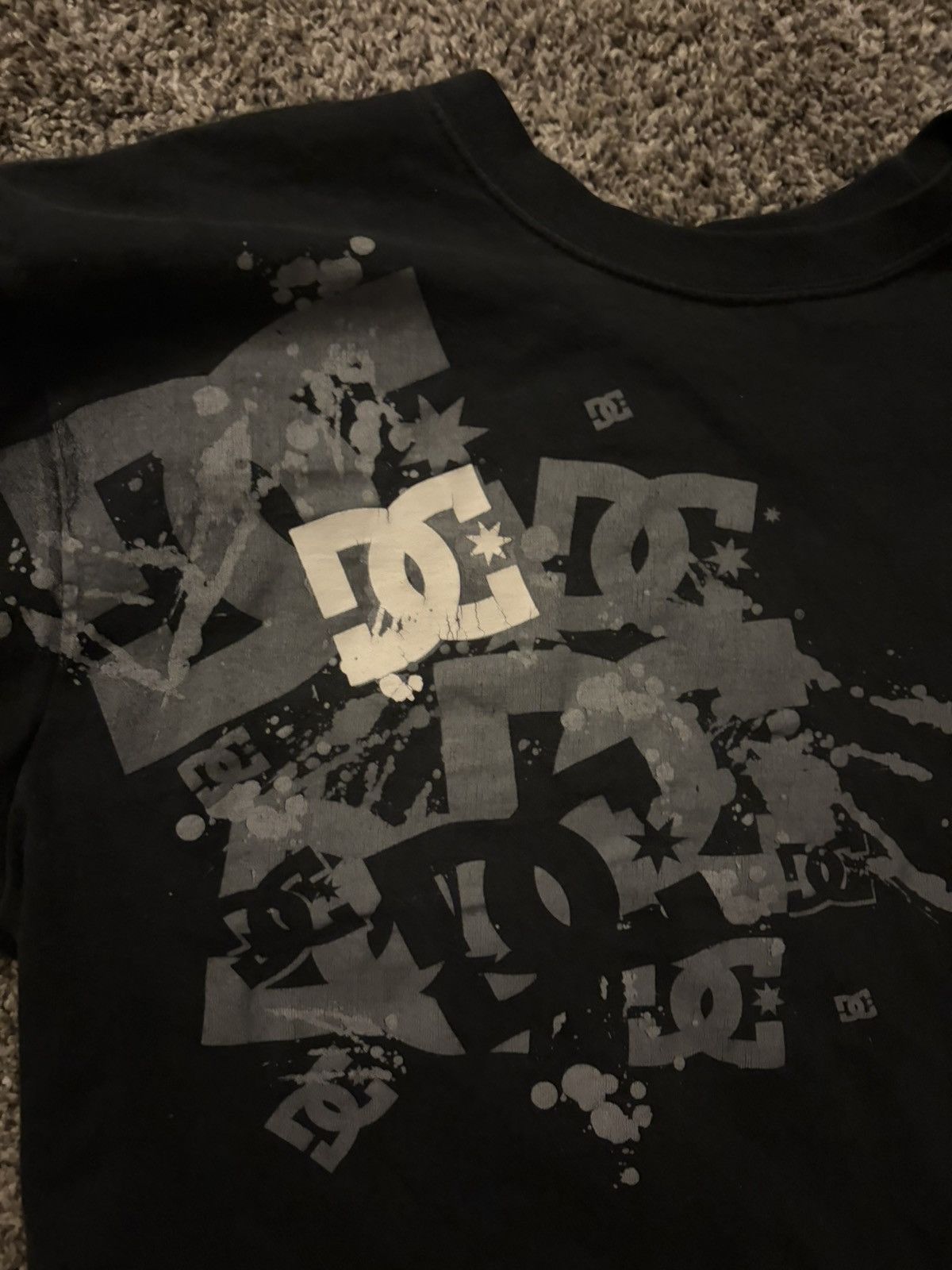 DC Black and Grey y2k DC shirt Size US M / EU 48-50 / 2 - 2 Thumbnail