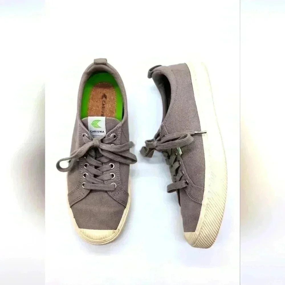Designer Cariuma Canvas Sneakers Trainers Mystic Grey low rise M 10. Size US 10.5 / IT 40.5 - 1 Thumbnail