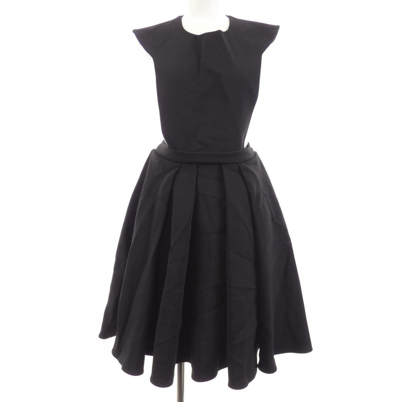 Dior Dior Christian Dior Dress Textile Dresses 151R05A1221 DUTY FREE for USA Size ONE SIZE - 1 Thumbnail