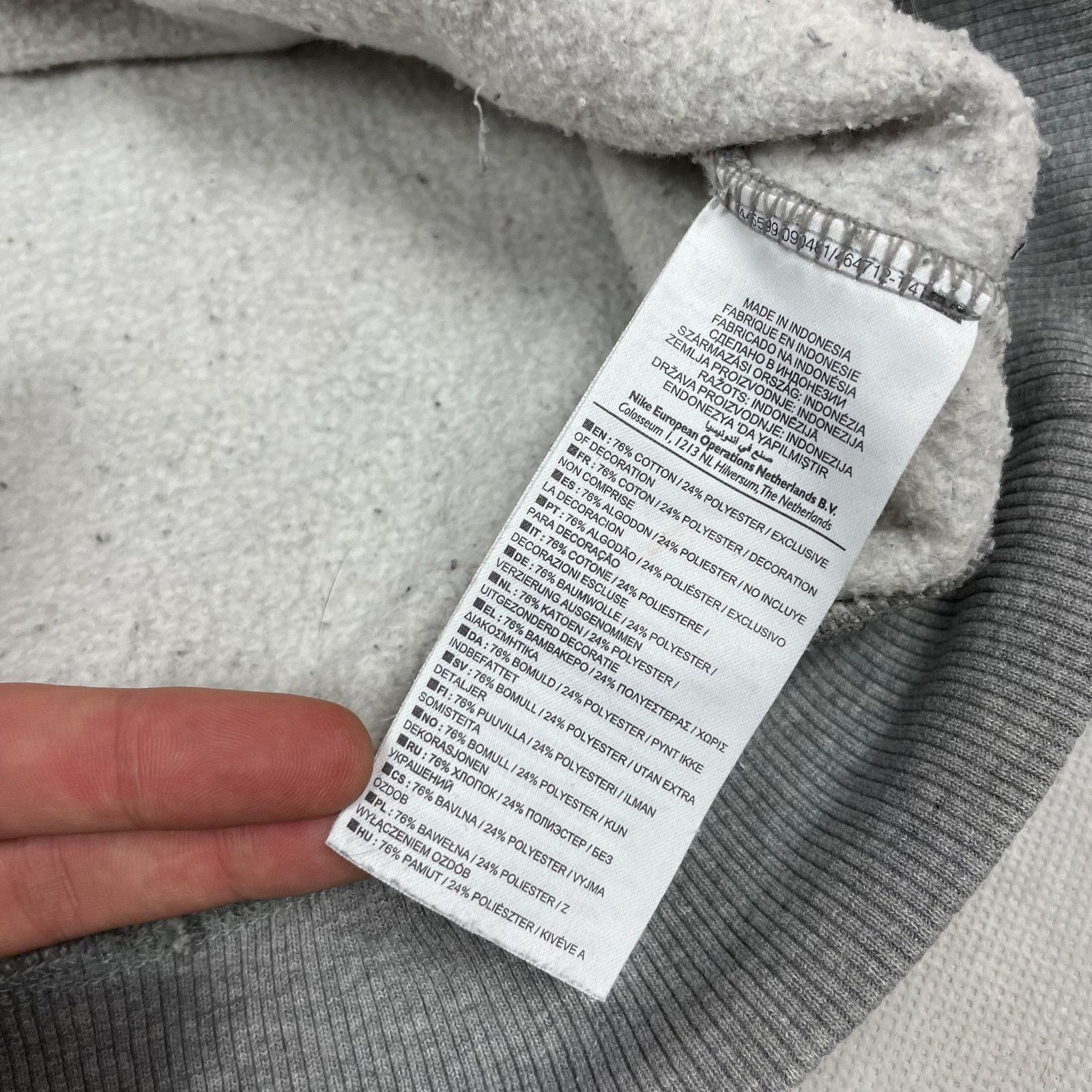 Nike × Vintage Vintage Nike Men Gray Spellout Lined Fleece Sweatshirt Large Size US L / EU 52-54 / 3 - 12 Thumbnail