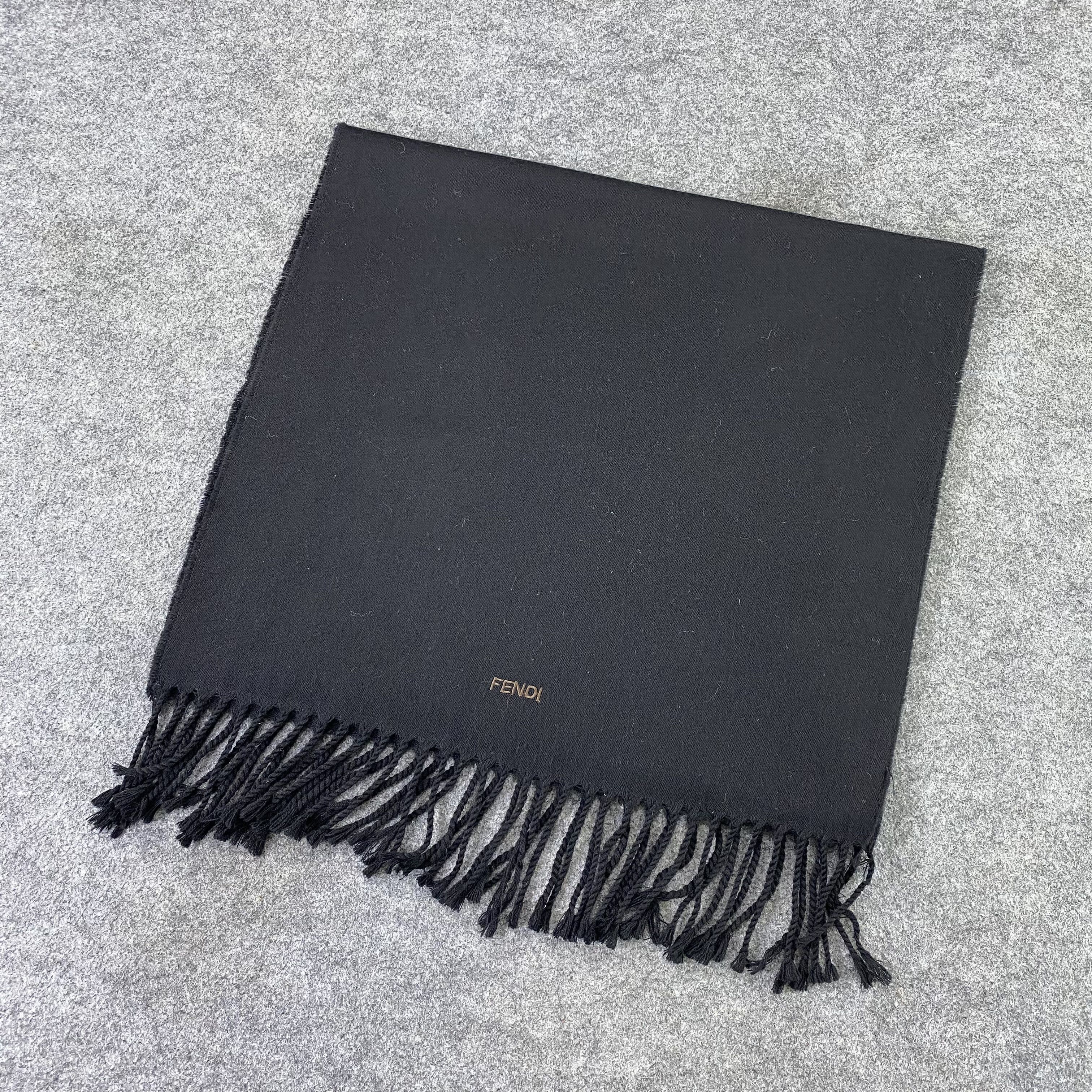 Fendi Fendi Scarf / Muffler / Neckwear-T1505 Size ONE SIZE - 1 Thumbnail