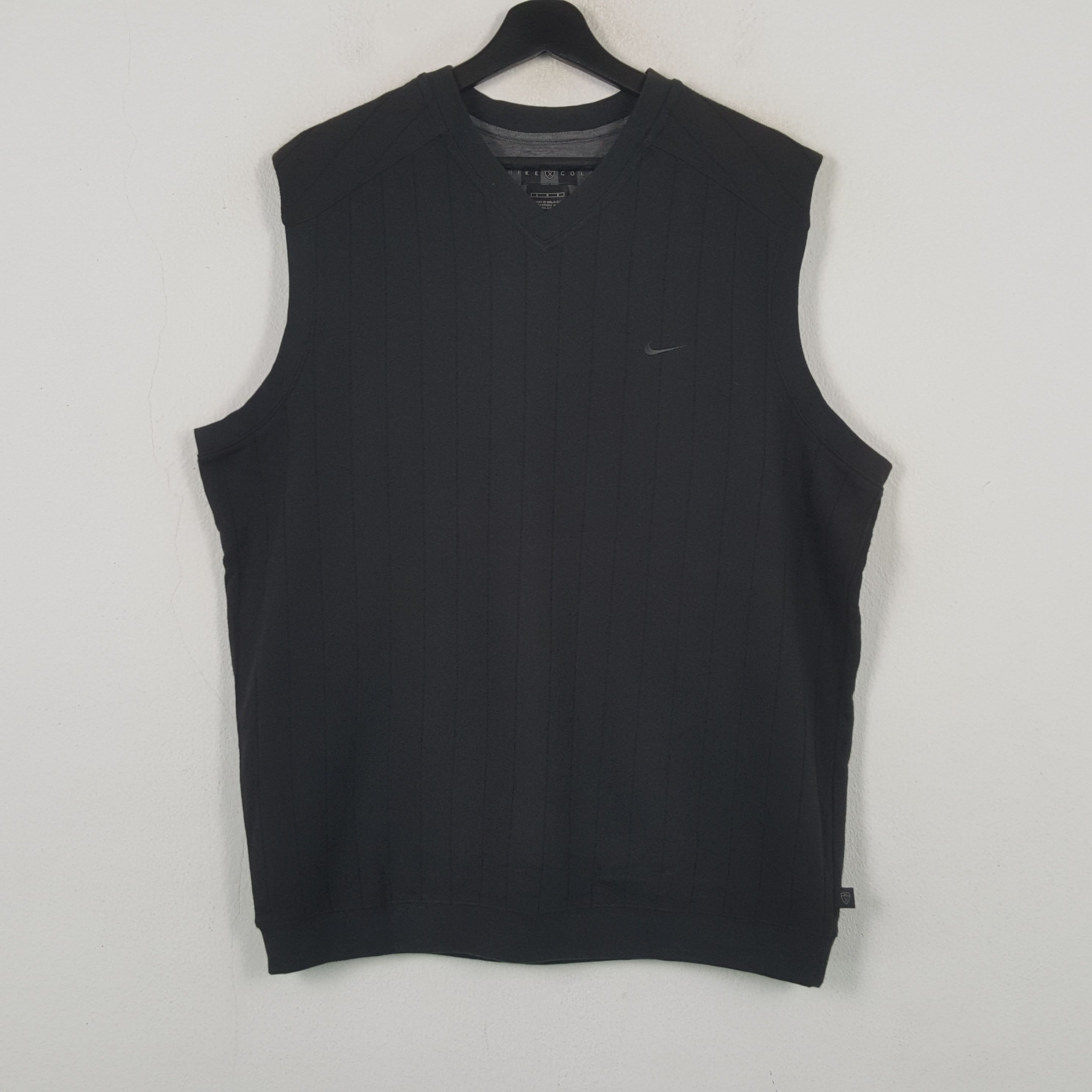 Nike Nike Sleeveless Tshirt RR19 Size US XL / EU 56 / 4 - 1 Thumbnail