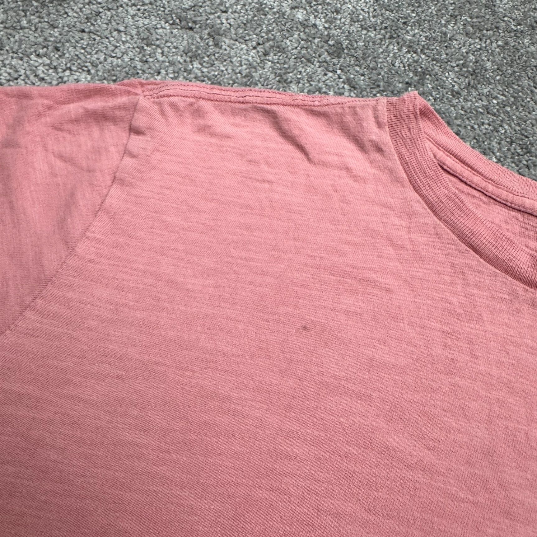 Vineyard Vines VINEYARD VINES Graphic T-Shirt Mens Small Pink Short Sleeve Pocket Tee Classic Outdoor Size US S / EU 44-46 / 1 - 5 Thumbnail