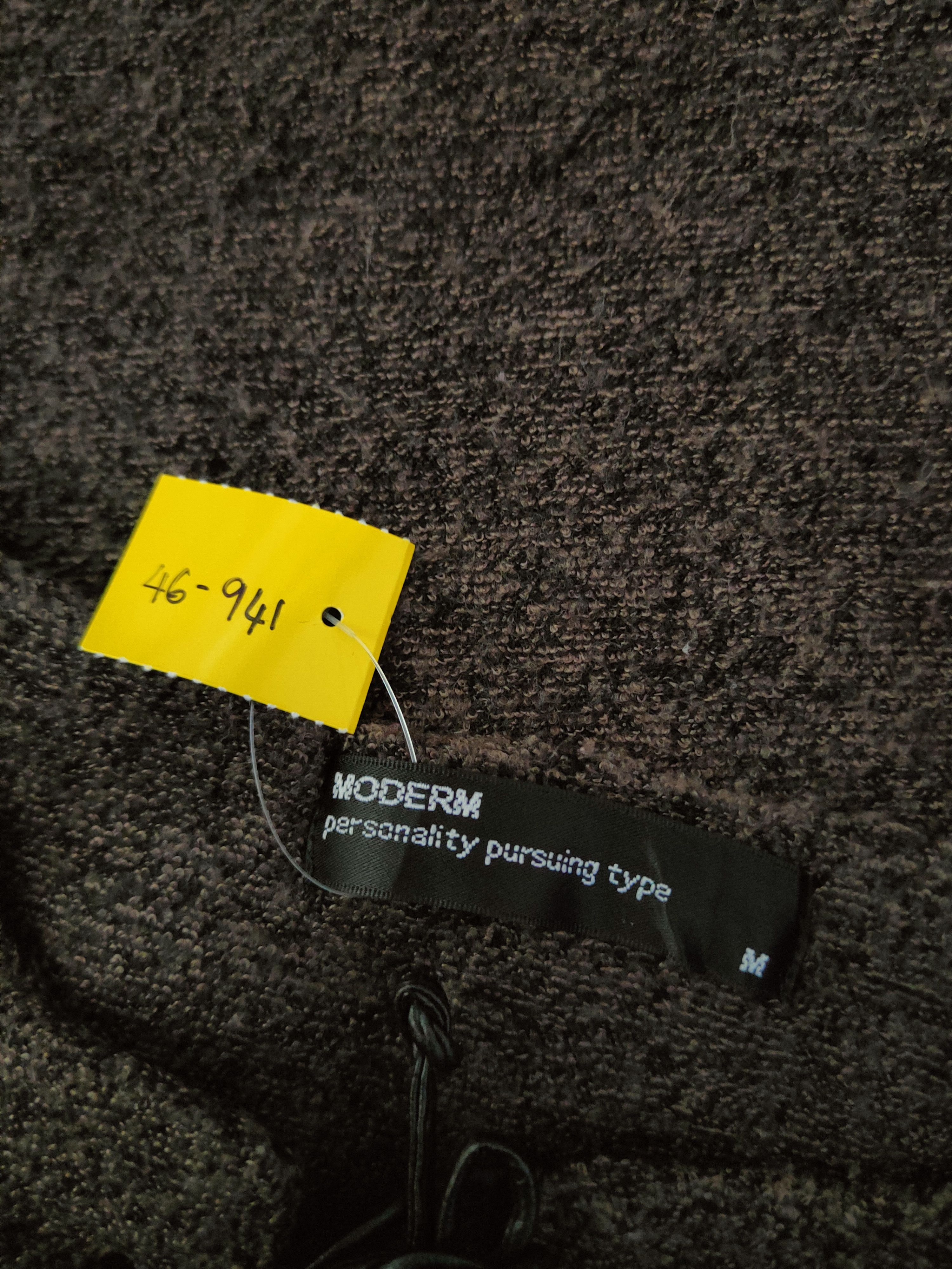 Japanese Brand DL Moderm Brown Knitwear Long Sleeve T-shirts #46-941 Size US M / EU 48-50 / 2 - 11 Thumbnail