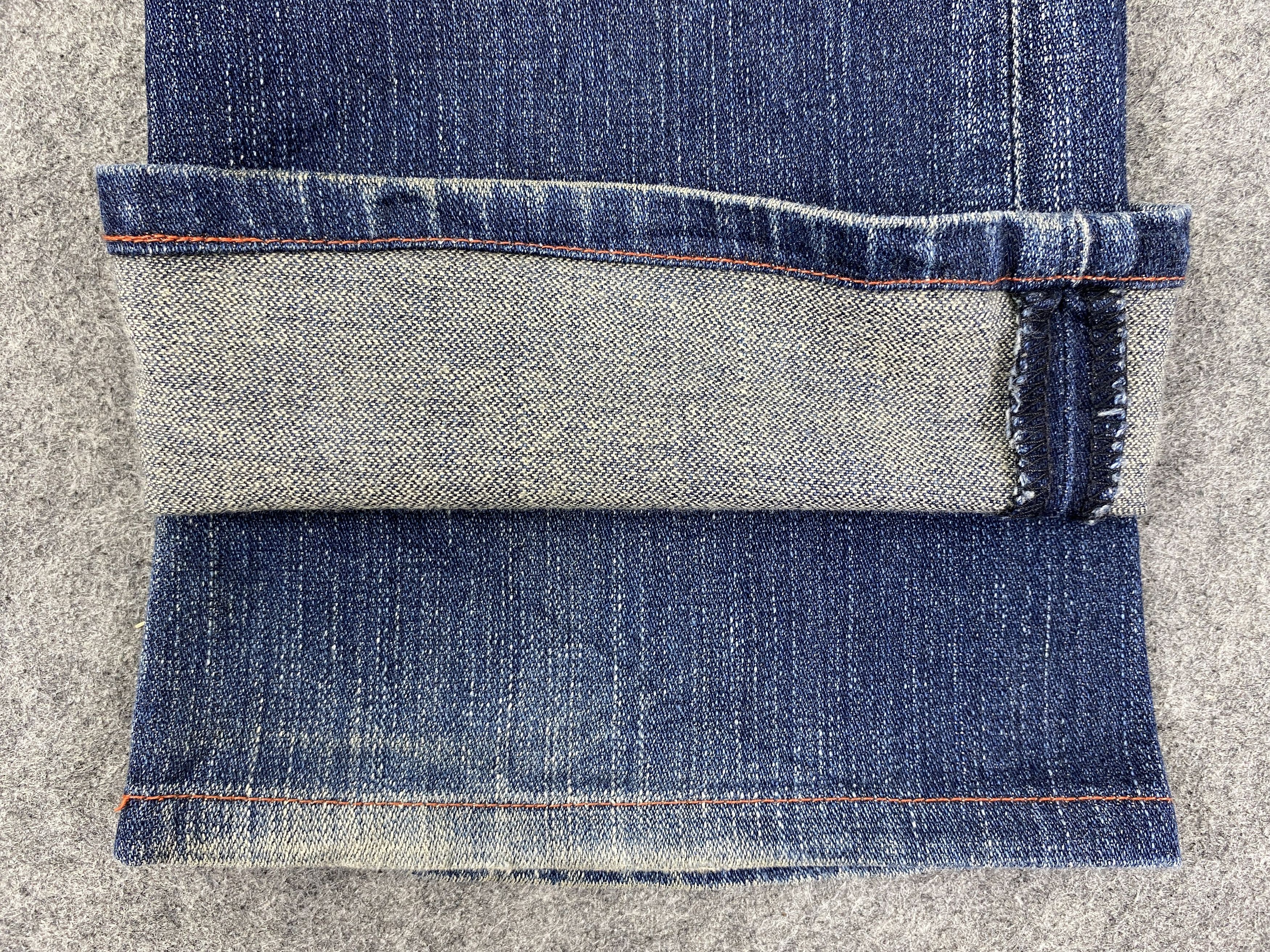 Levi's Distressed Blue Vintage Levi's 502 35x31.5 Denim -JN1988 Size US 35 - 11 Thumbnail