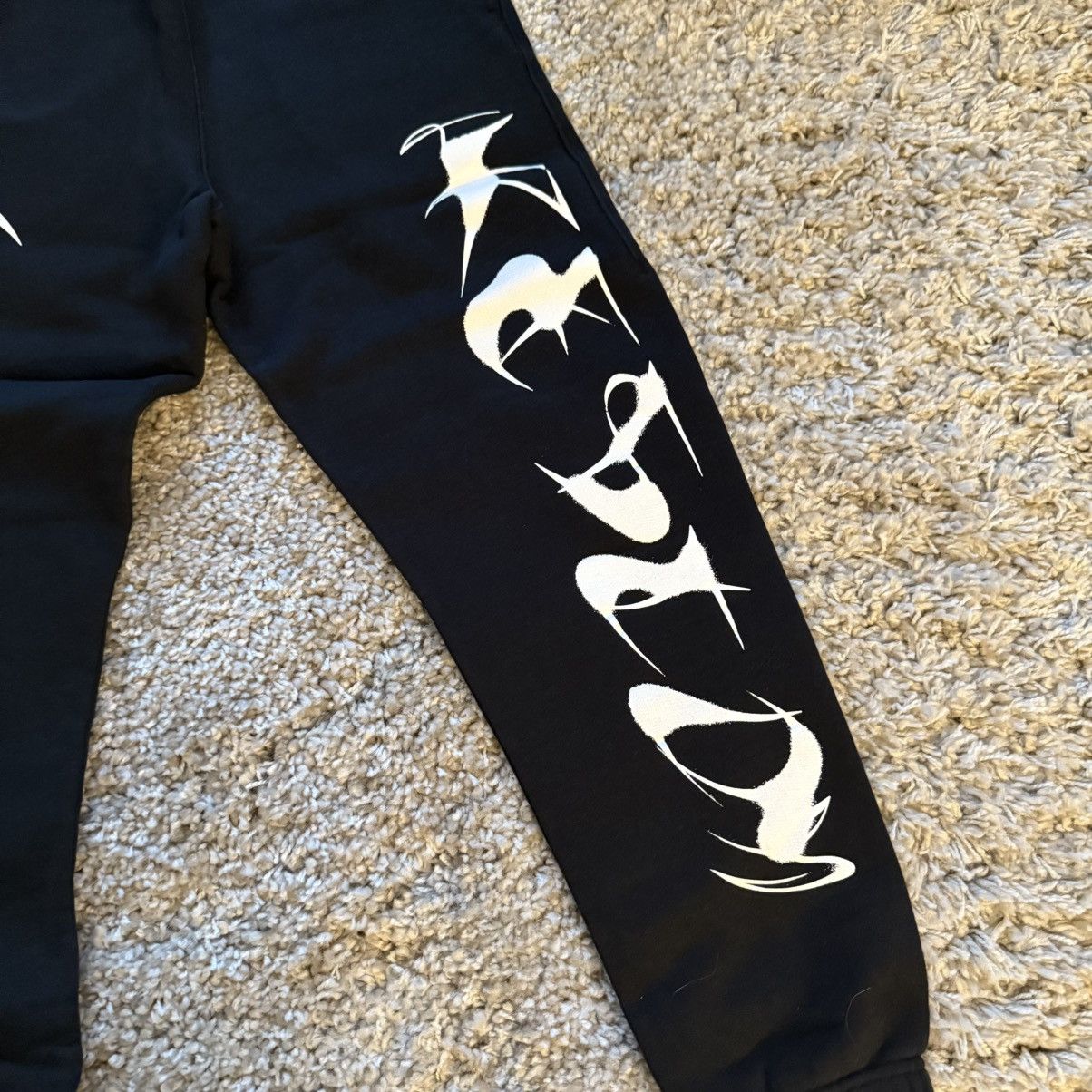 Heron Preston Heron preston script sweatpants joggers logo size Small Size US 30 / EU 46 - 2 Thumbnail