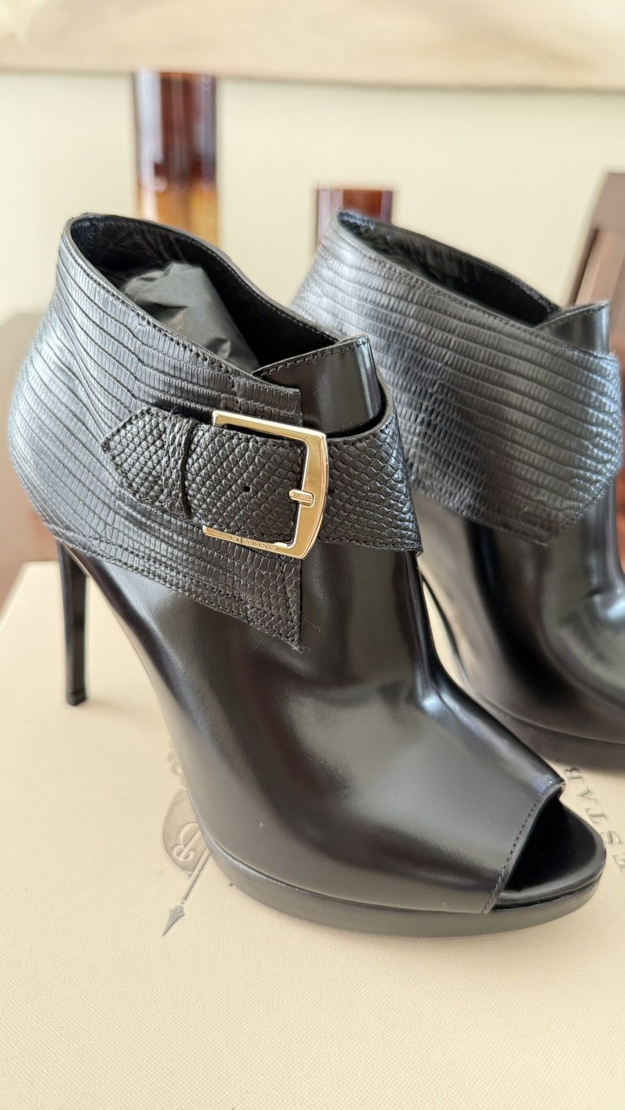 Burberry Burberry Heels Size US 6 / IT 36 - 2 Thumbnail