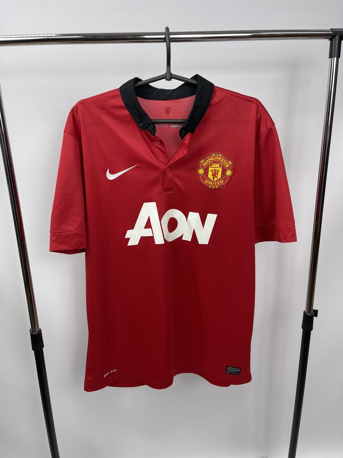 Nike MANCHESTER UNITED 2013 2014 HOME SHIRT FOOTBALL JERSEY L Size US L / EU 52-54 / 3 - 1 Thumbnail